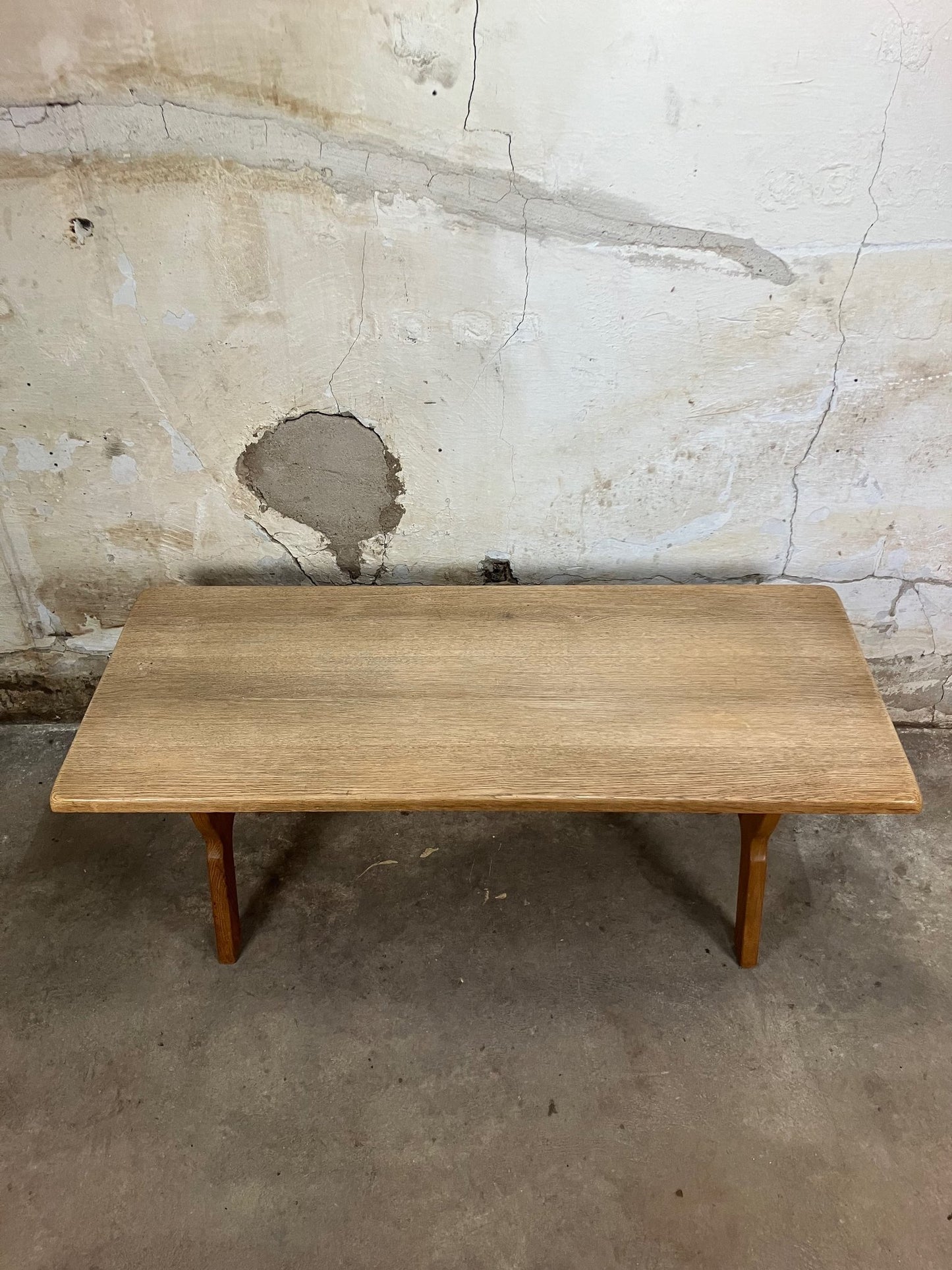 Solid oak coffee table 140x58