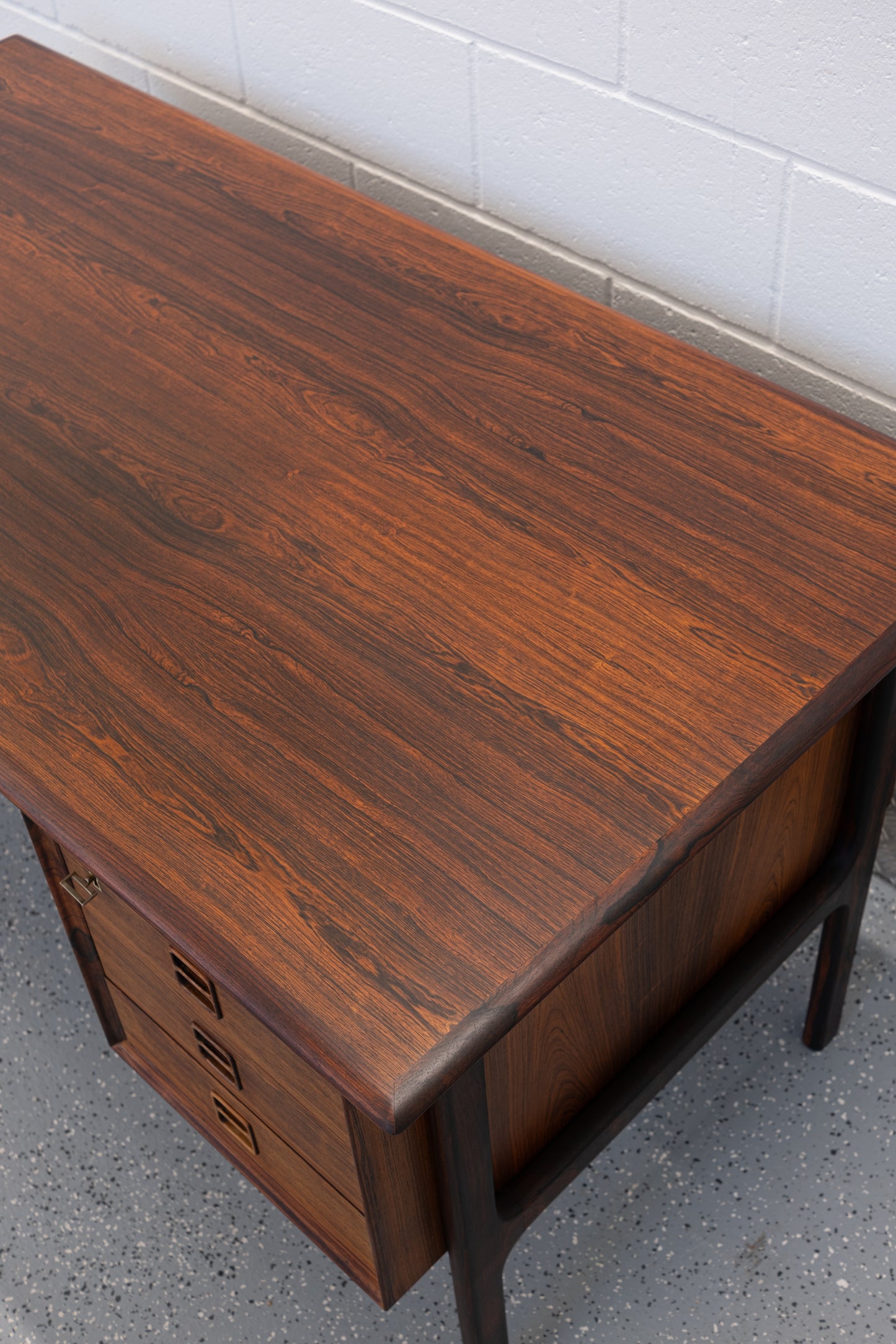 Arne Vodder rosewood desk
