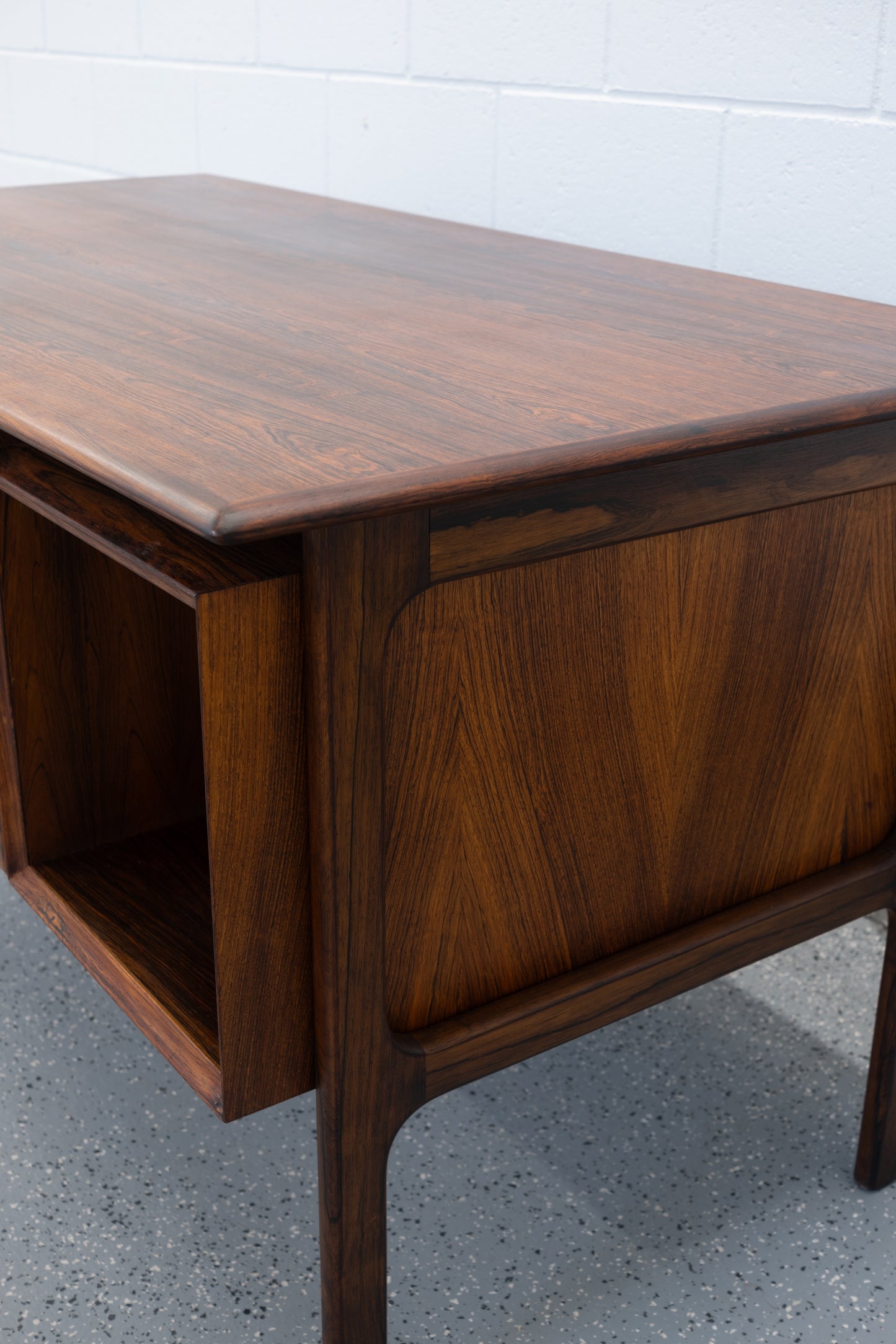 Arne Vodder rosewood desk