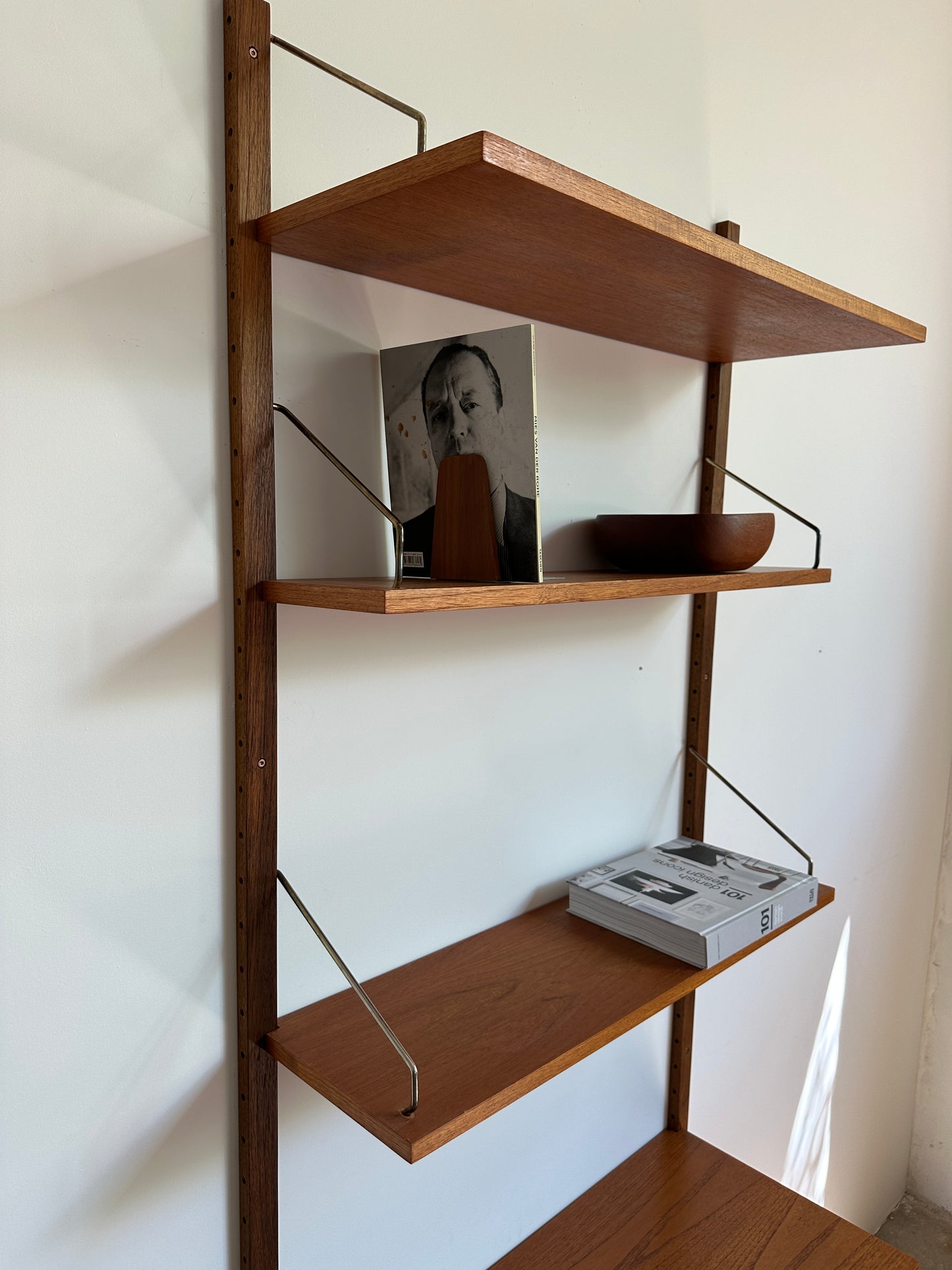 Poul Cadovius wall unit