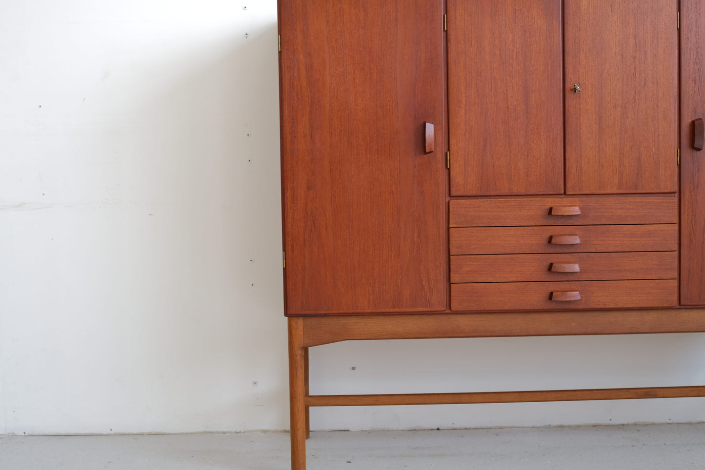 Sideboard | Oak & Teak | Næstved Møbelfabrik