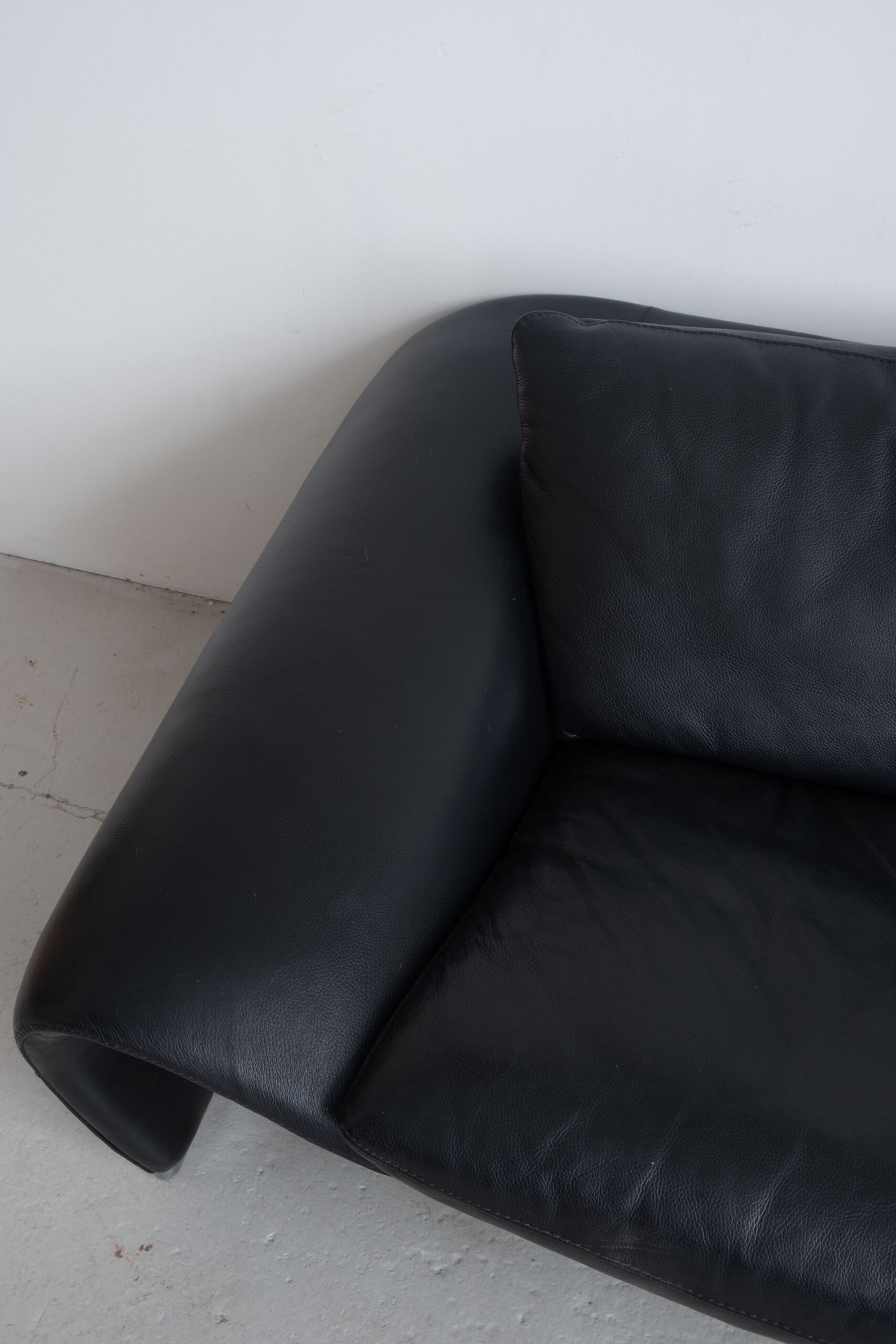 Italian Sofa "Seagull" designed by Sylvain Joly for Chateau d'Ax, 2000s
