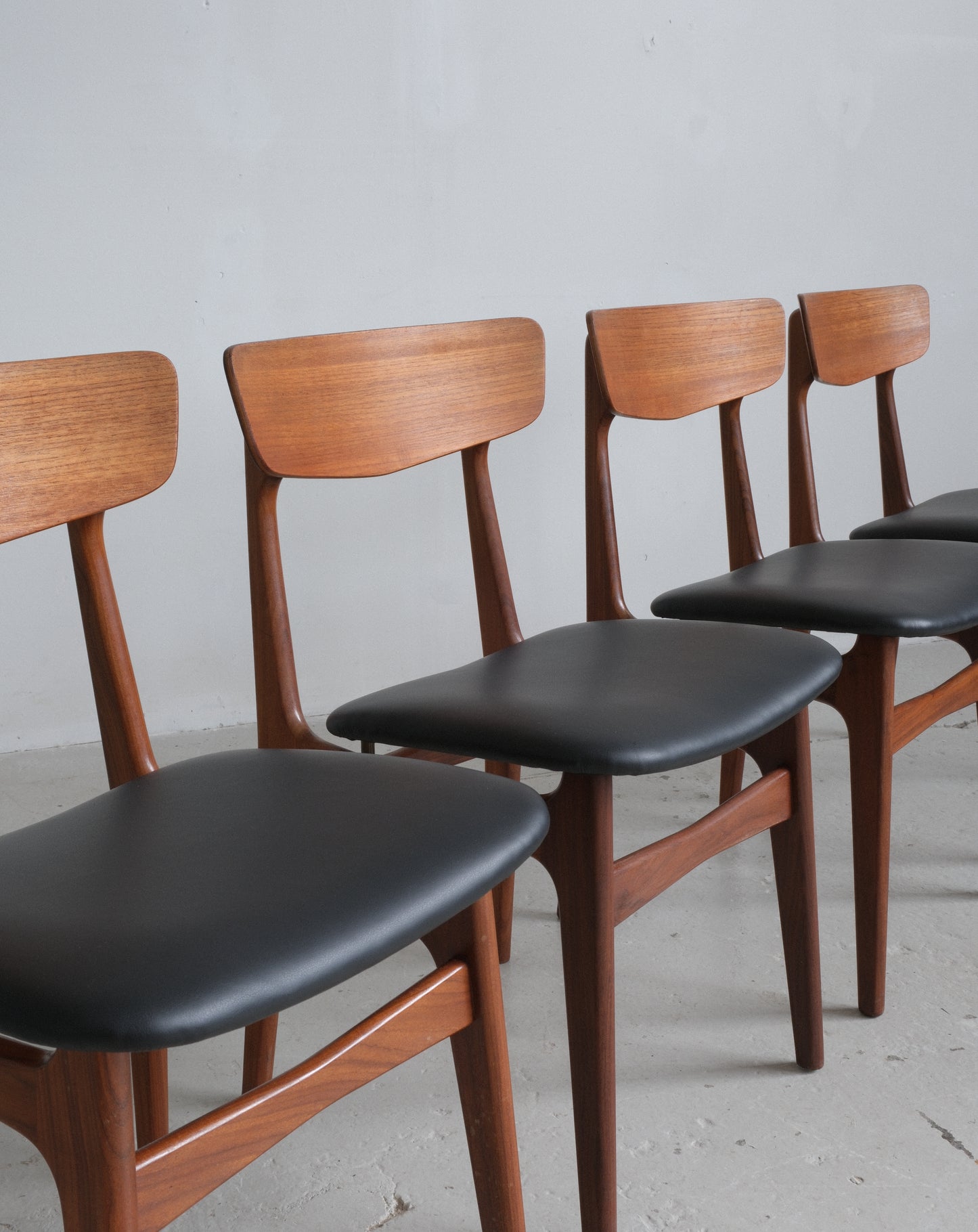 Schønning & Elgaard chairs