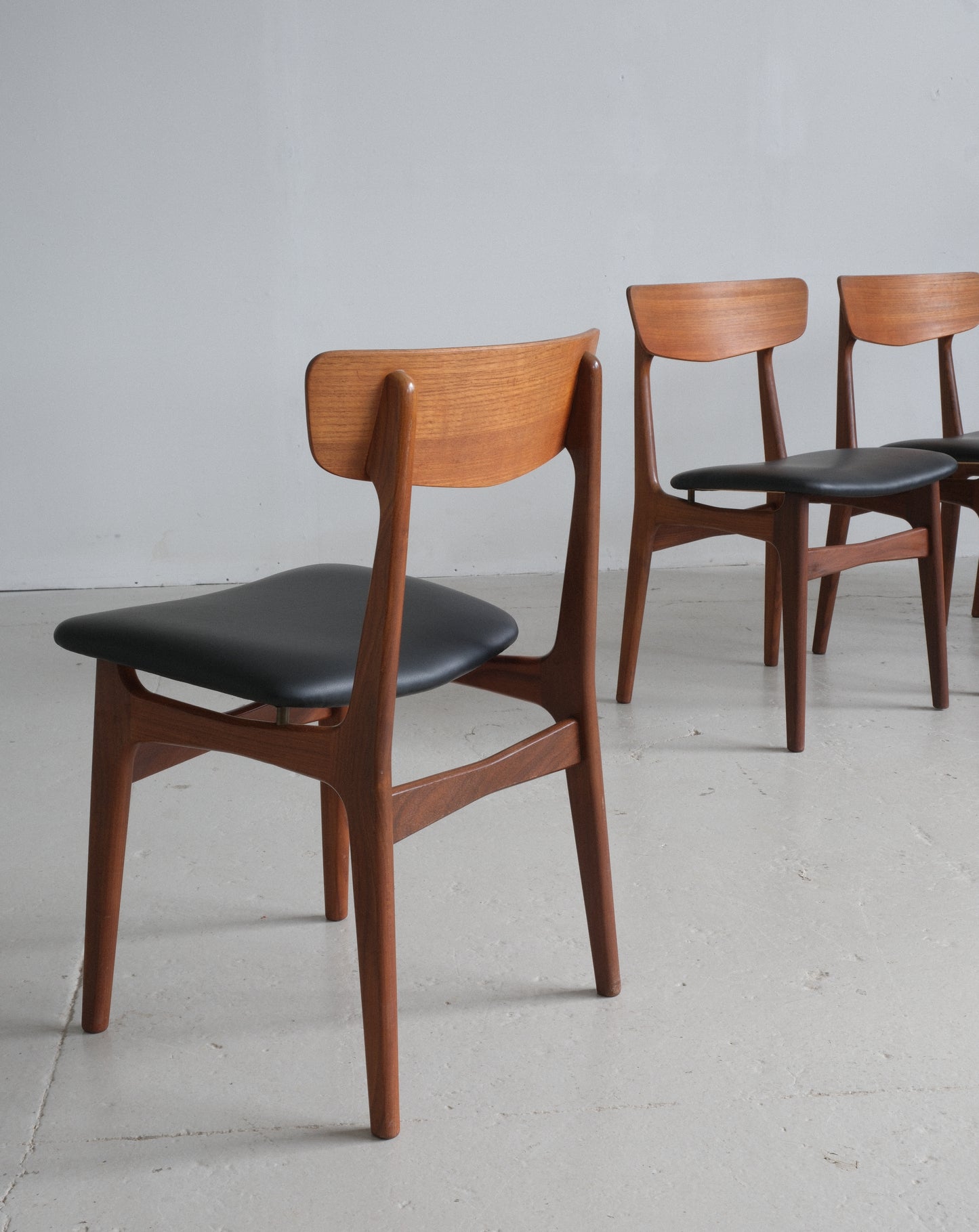 Schønning & Elgaard chairs