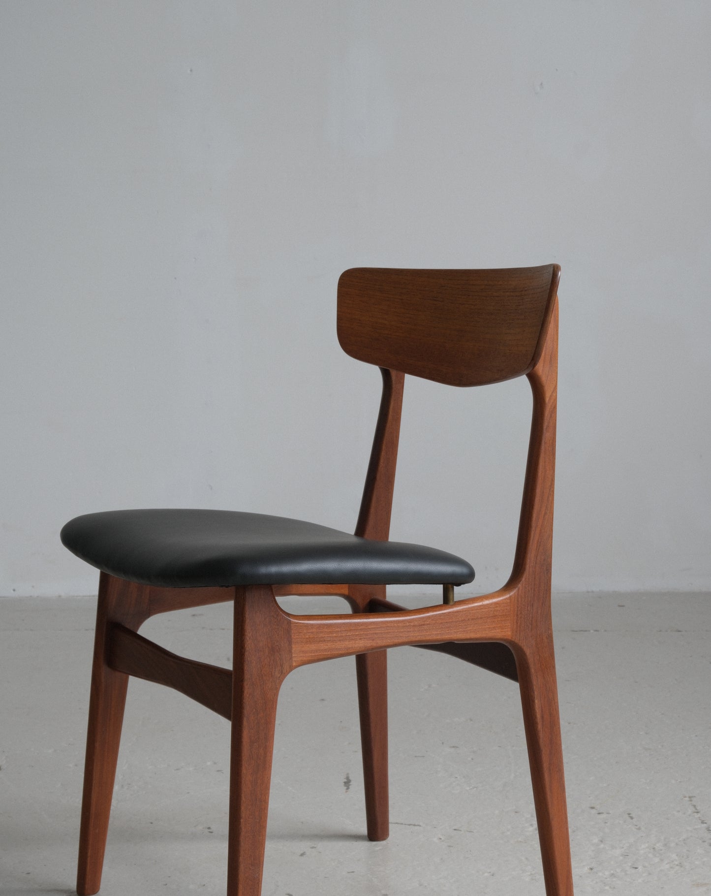 Schønning & Elgaard chairs