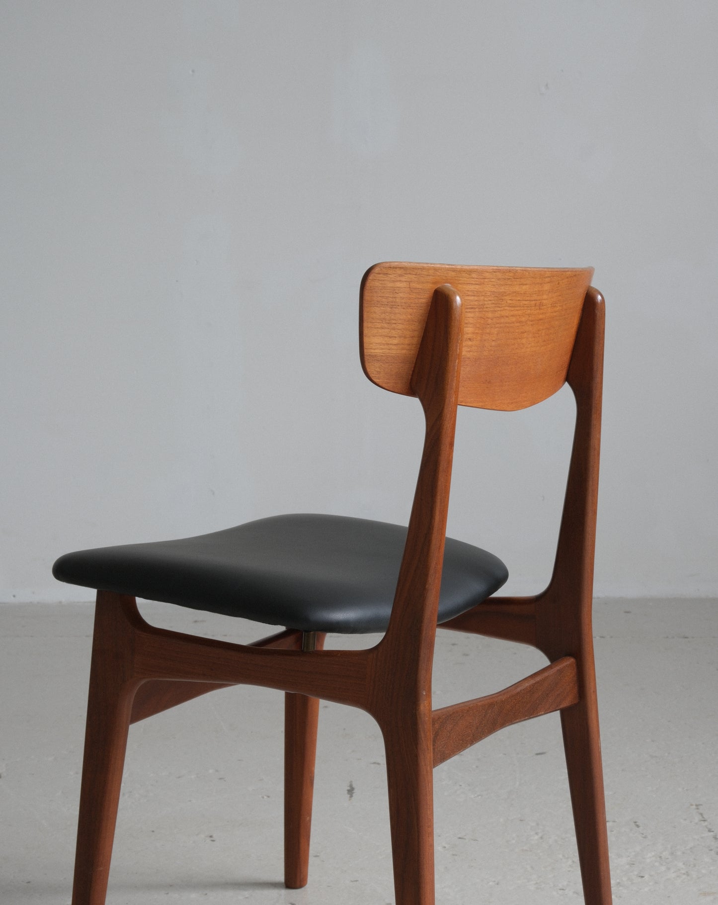 Schønning & Elgaard chairs