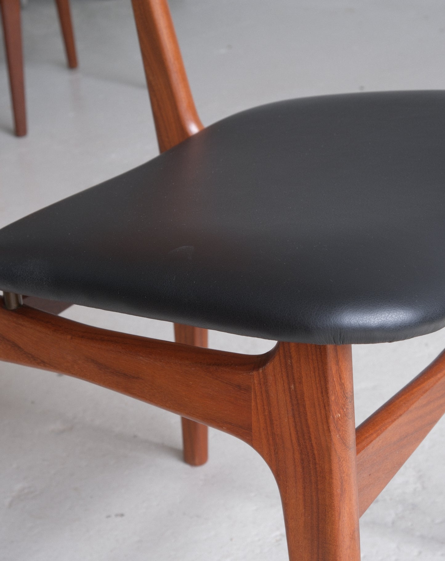Schønning & Elgaard chairs