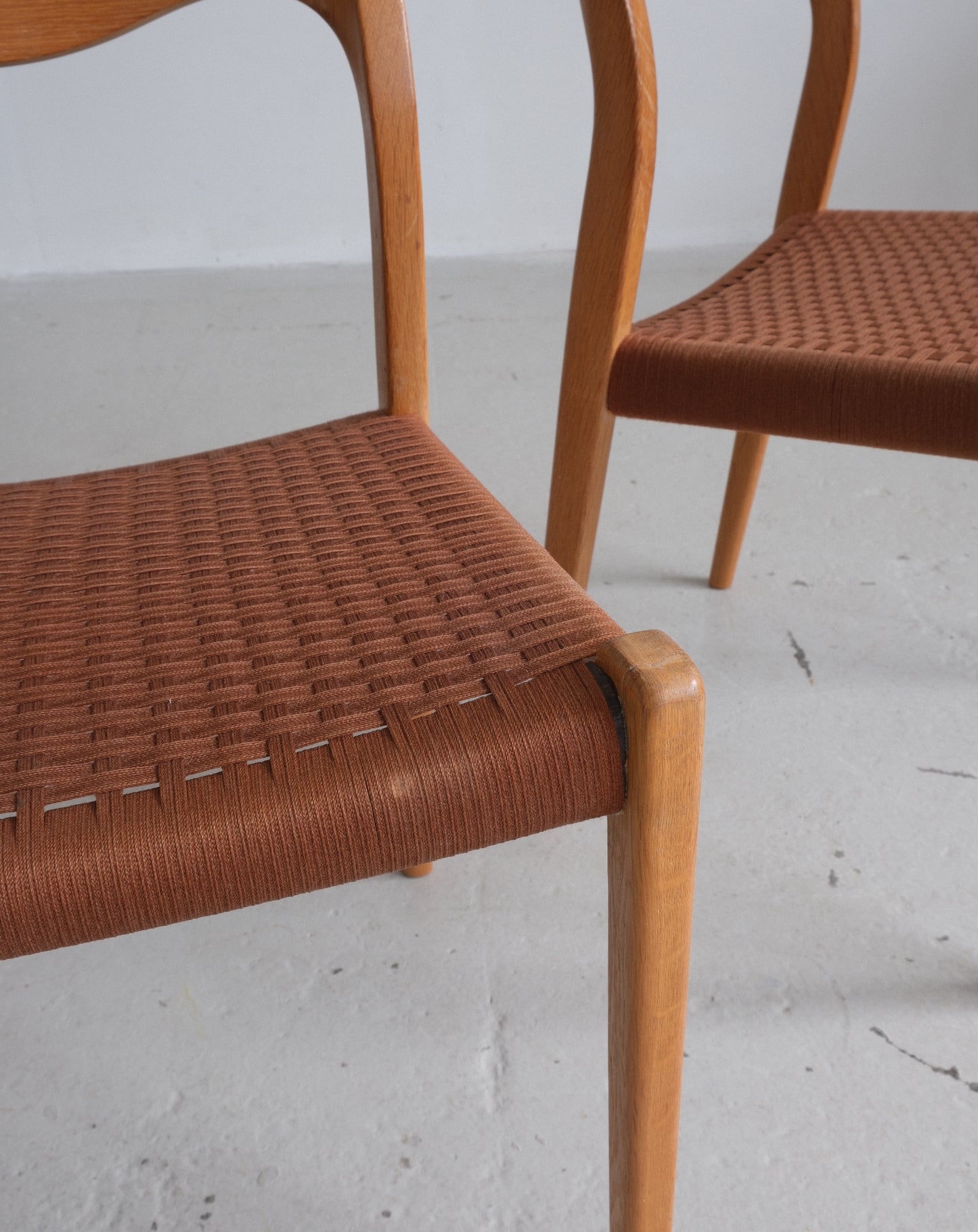 Niels Otto Møller model 71 Oak