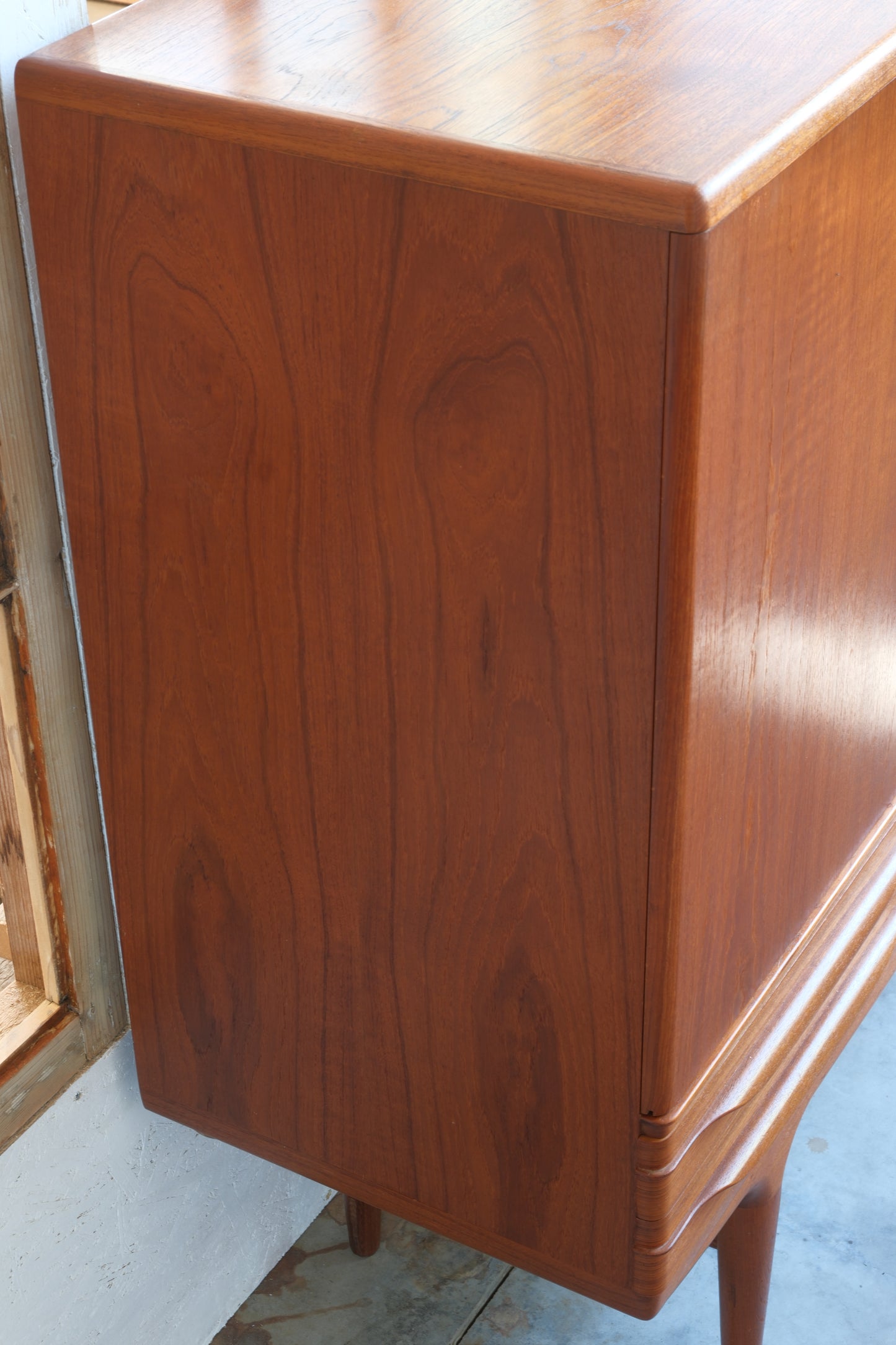 Johannes Andersen for Uldum Møbler. Teak sideboard, model 'UM-14'
