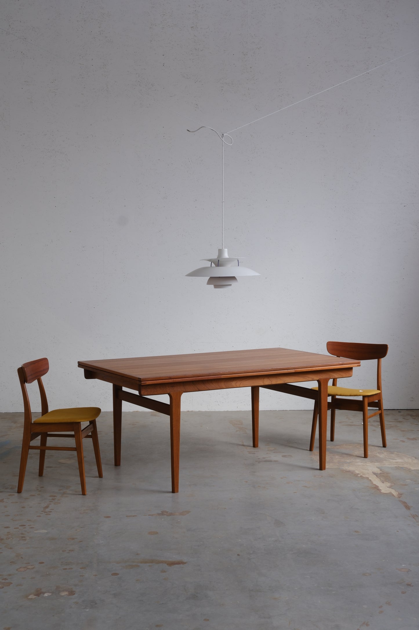 Danish dining table with dutch extensions