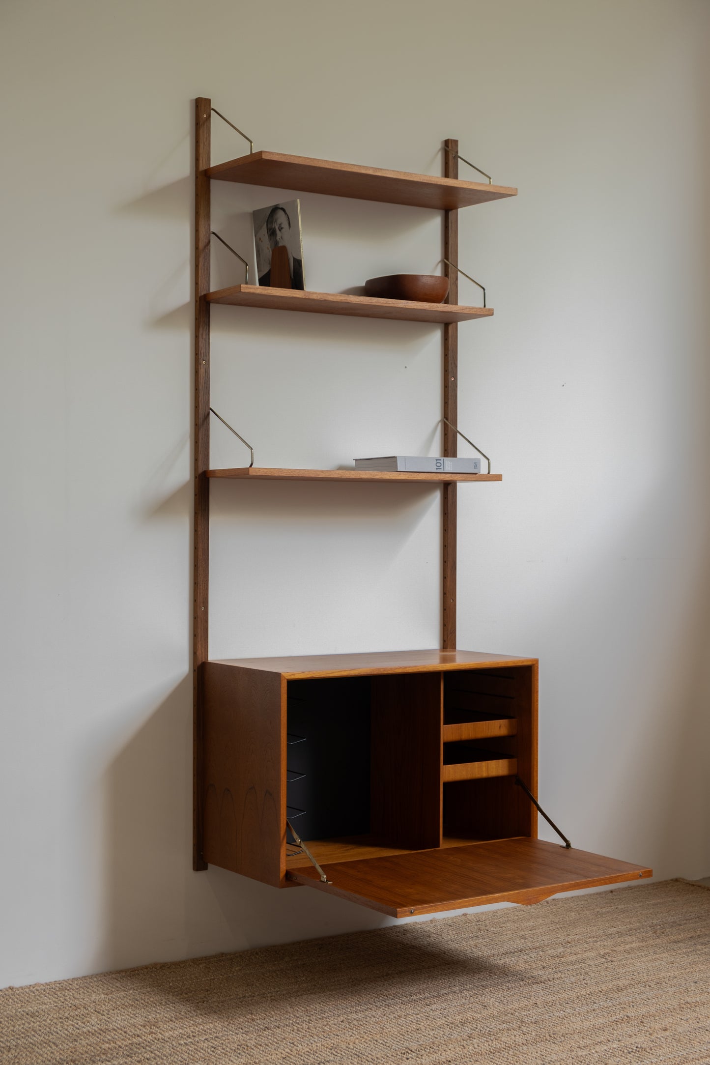 Poul Cadovius wall unit