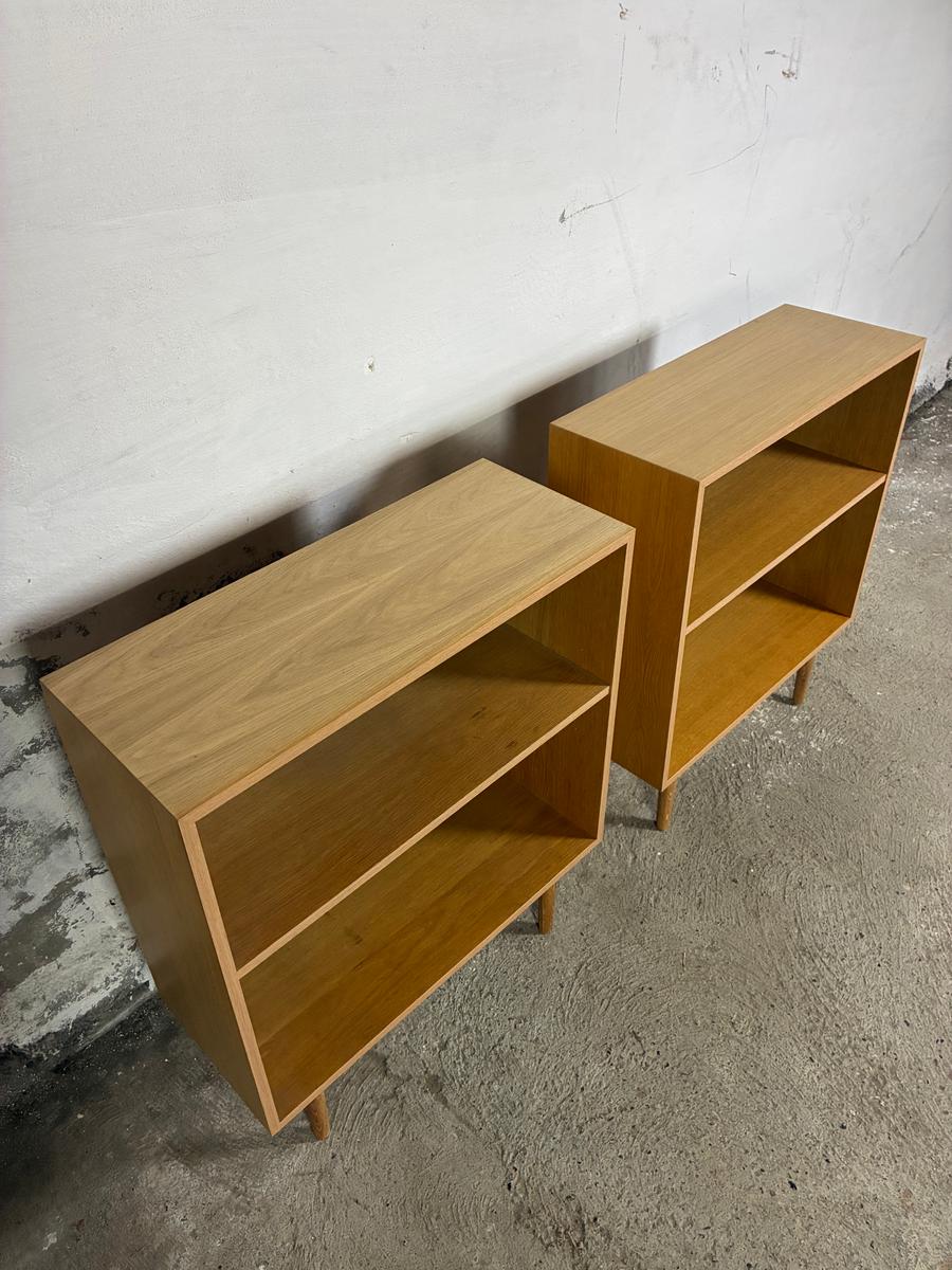 Small Oak bookcase 71x86x29