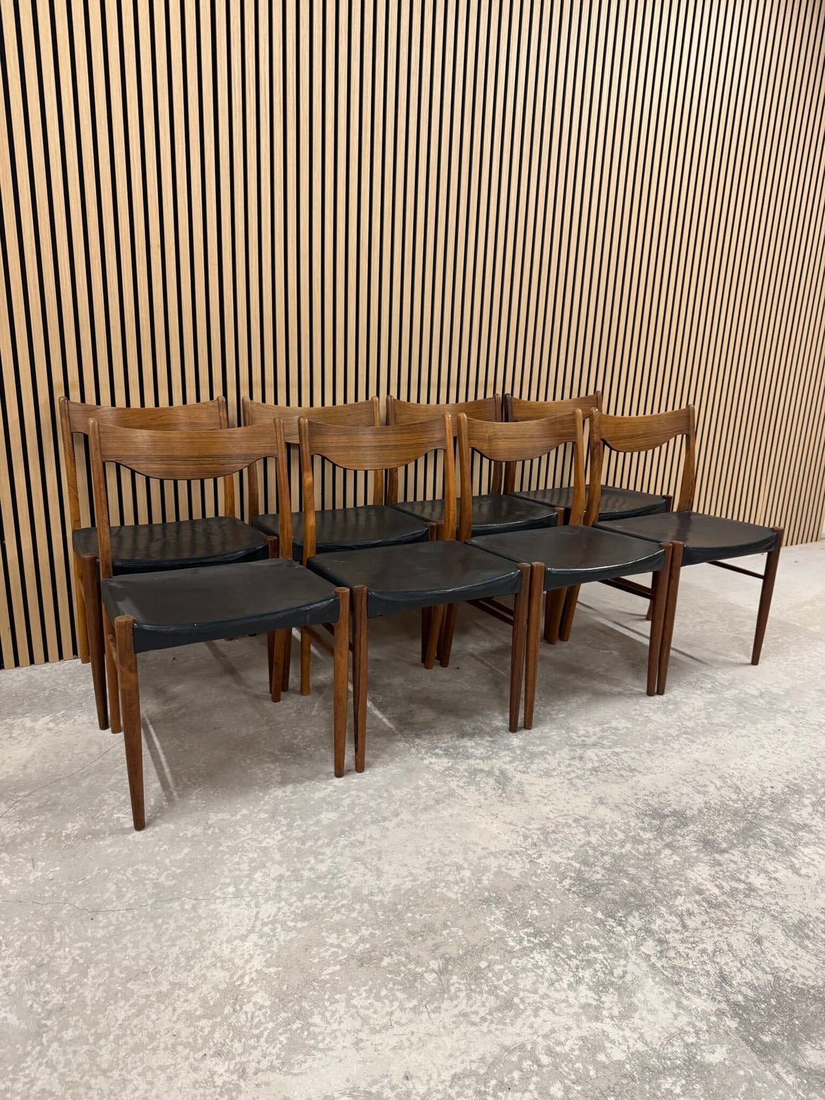 8 Arne Wahl Iversen Spisestole palisander