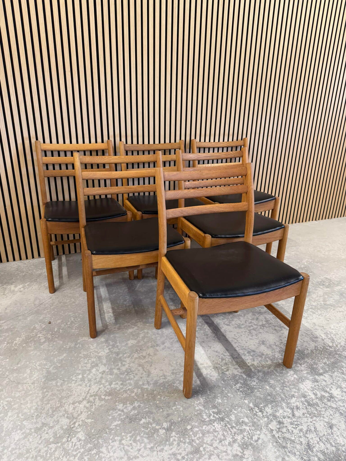 6 Poul M Volther Spisestole eg