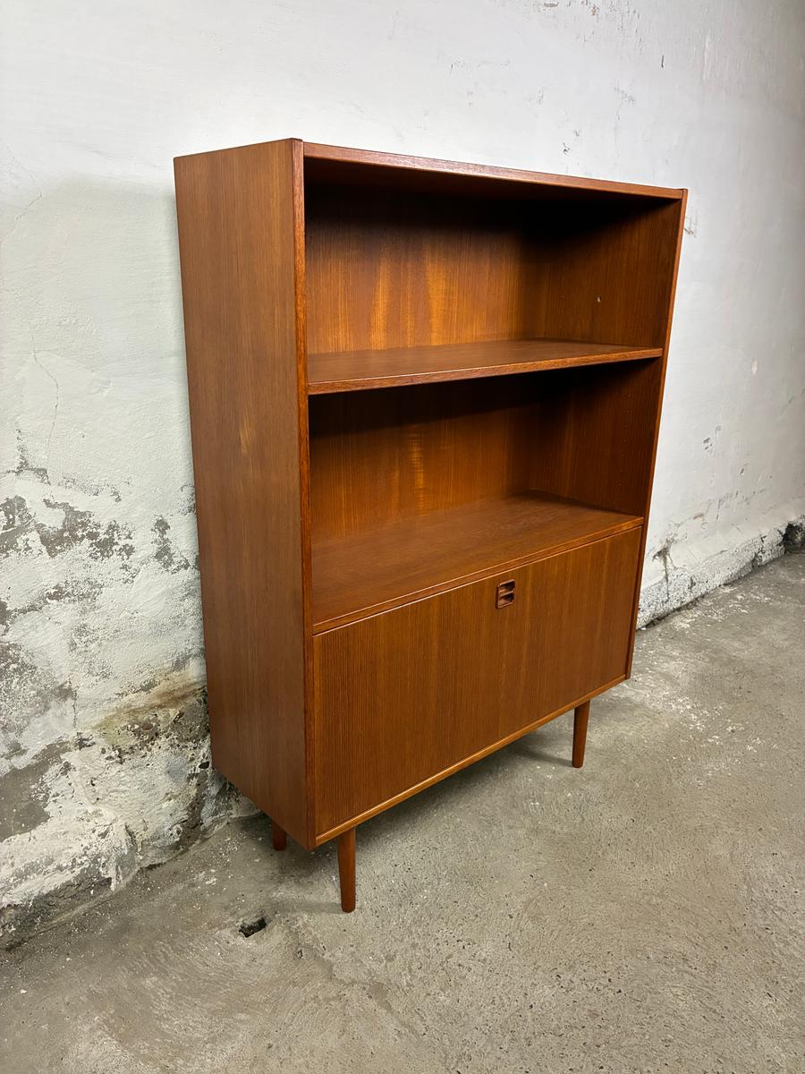 Teak bookcase 90x125x30