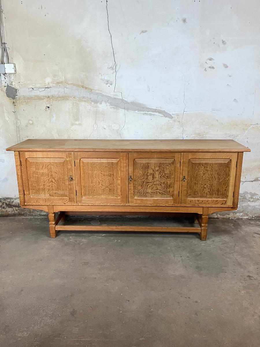 Low solid oak sideboard 209x90x50