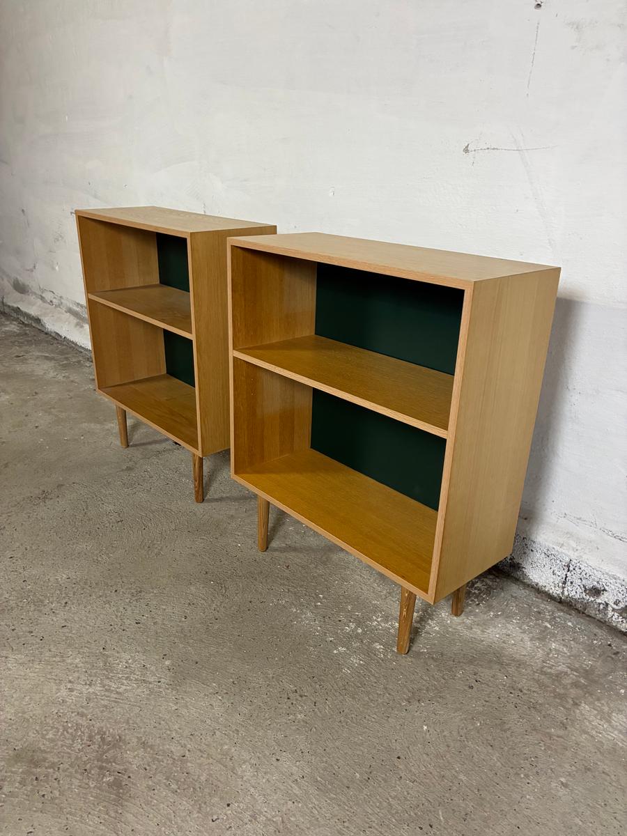 Small Oak bookcase 71x86x29
