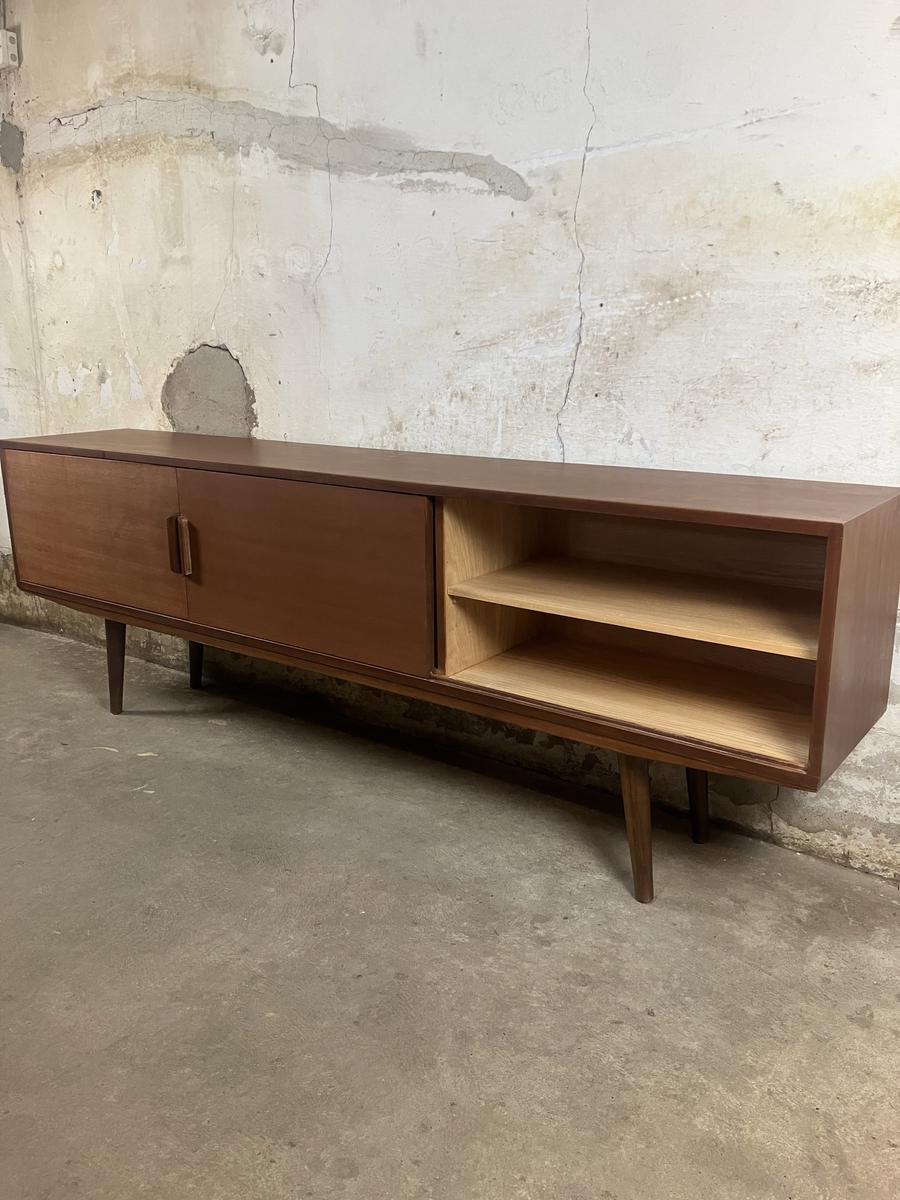 Low teak sideboard 190x64x35
