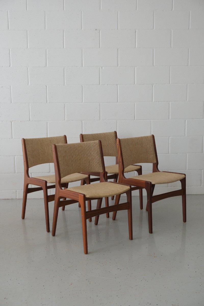Danish teak chairs (set of 4)