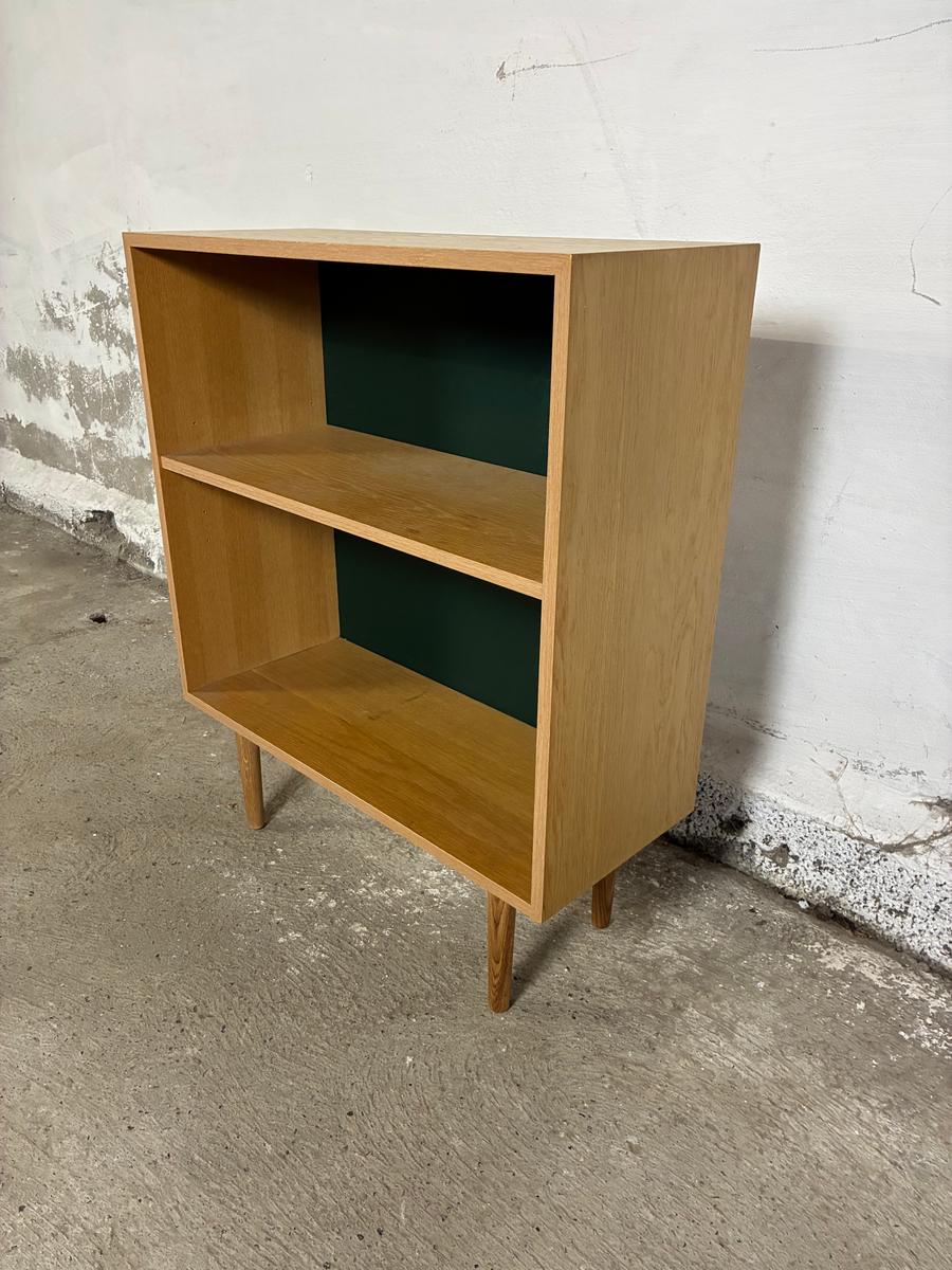Small Oak bookcase 71x86x29