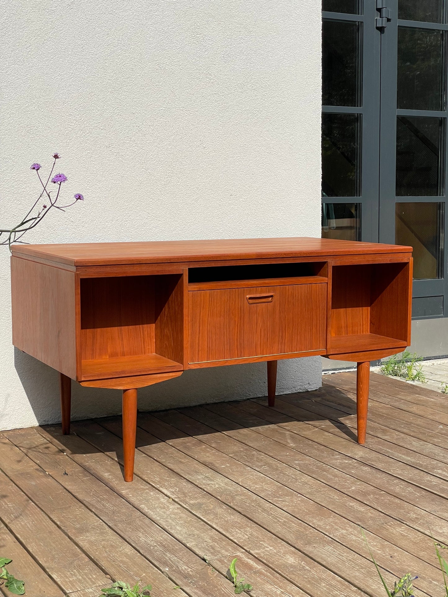 AP MØBLER Svenstrup writing desk