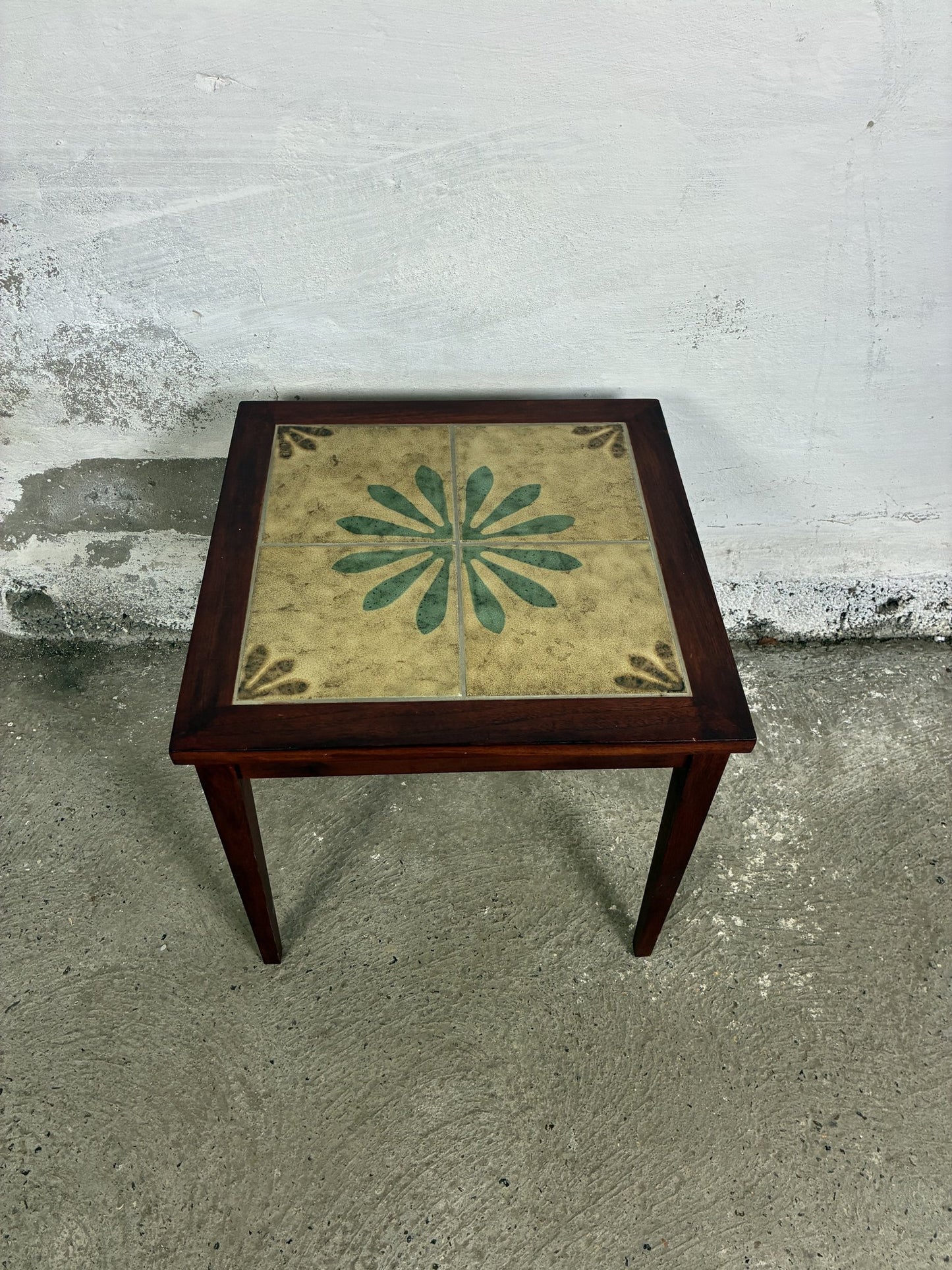 Teak side table 50x50x48