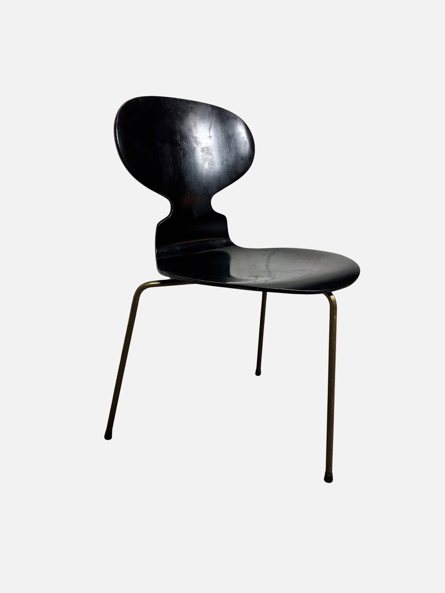 Ant chair by Arne Jakobsen