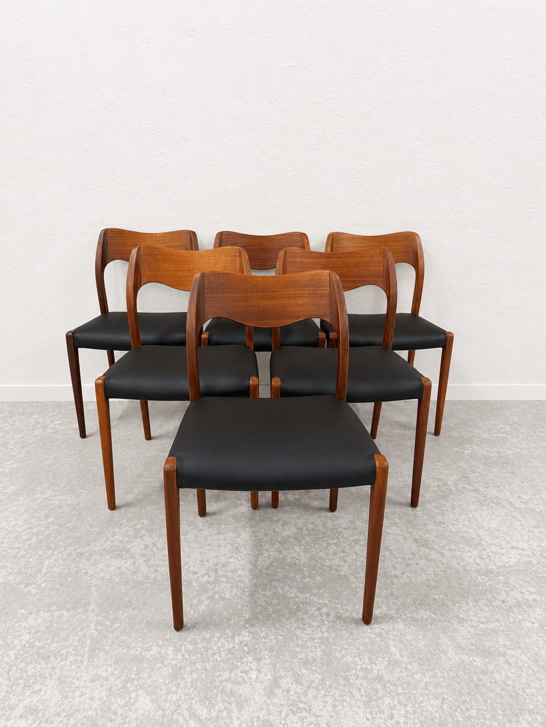N.O. Moller model 71 teak chairs, new upholstery (6)