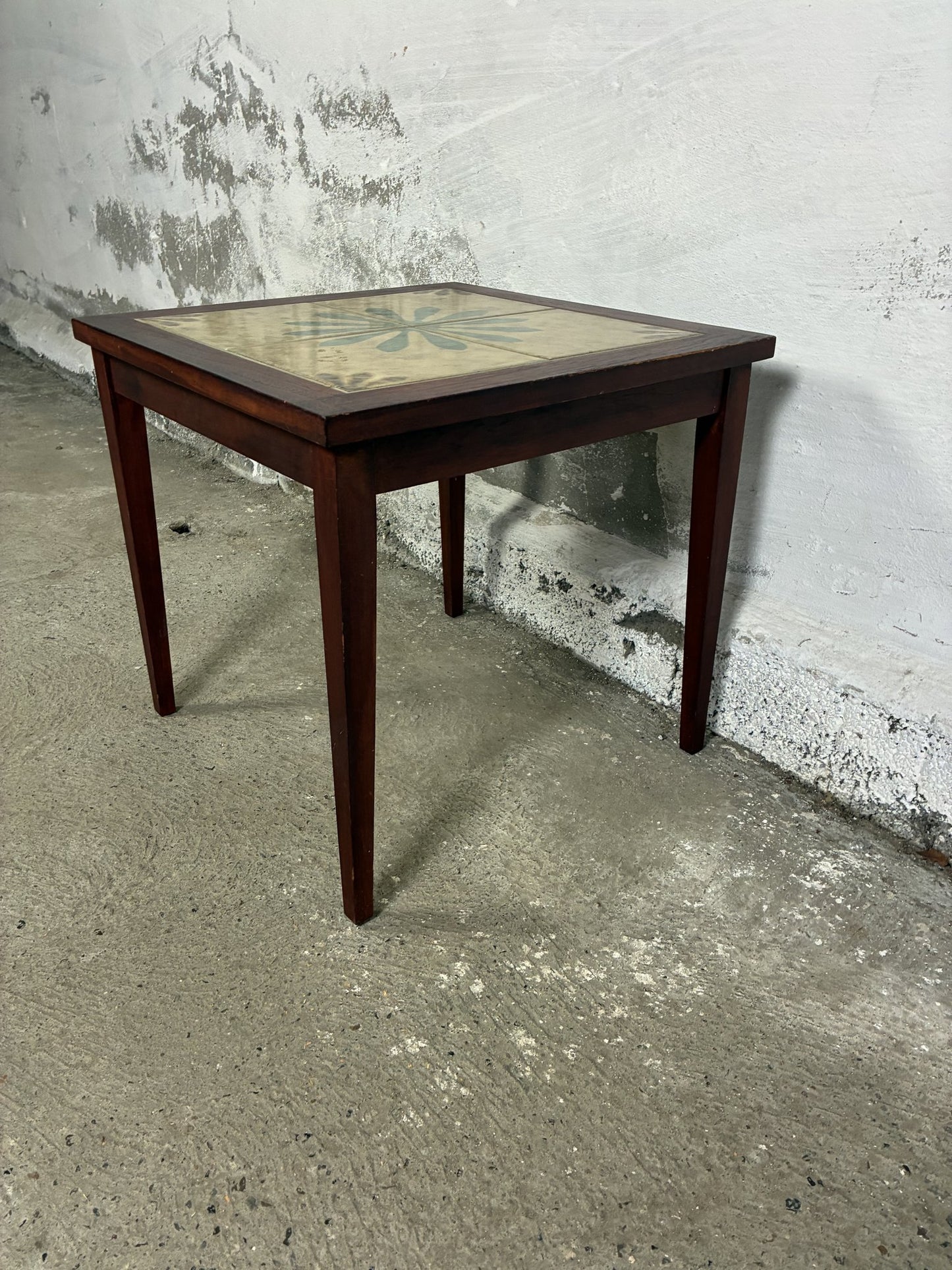 Teak side table 50x50x48