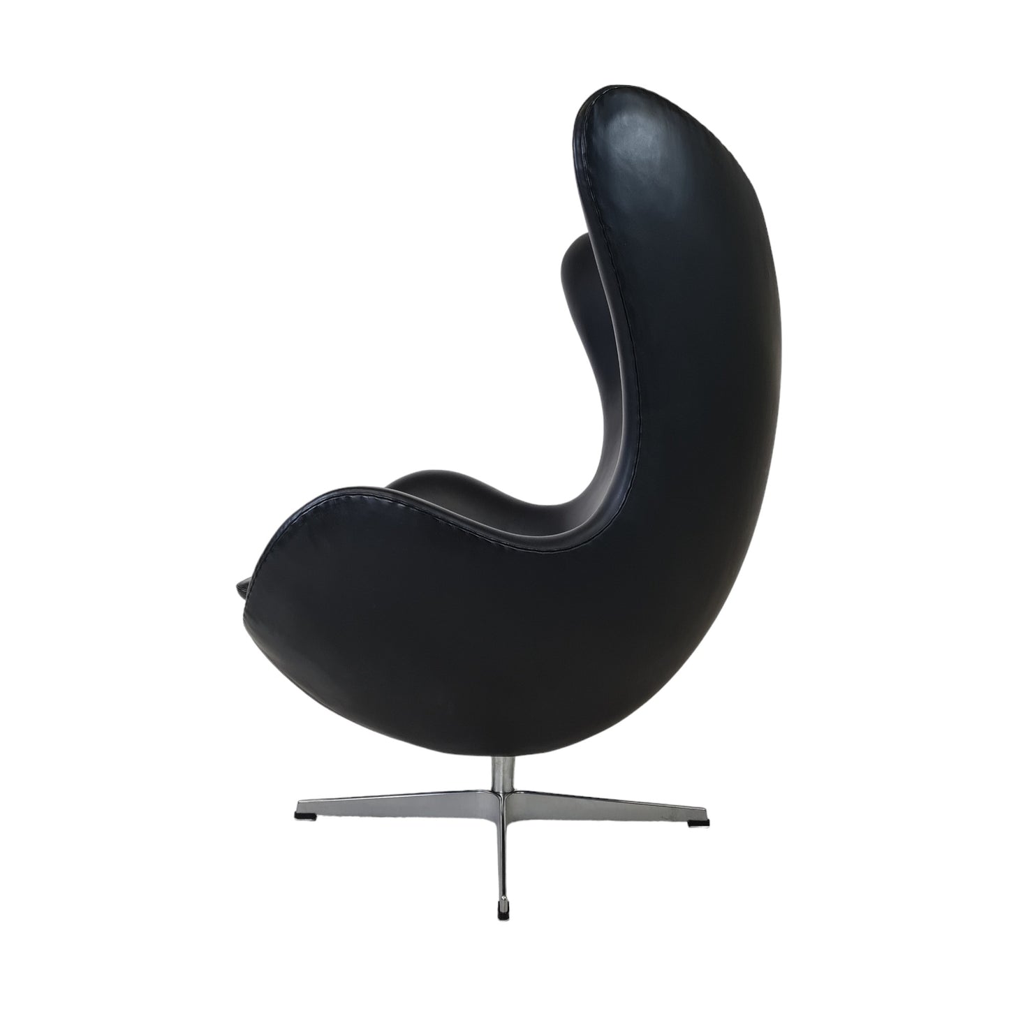 Armchair model 3316 "Egg", Arne Jacobsen, Fritz Hansen