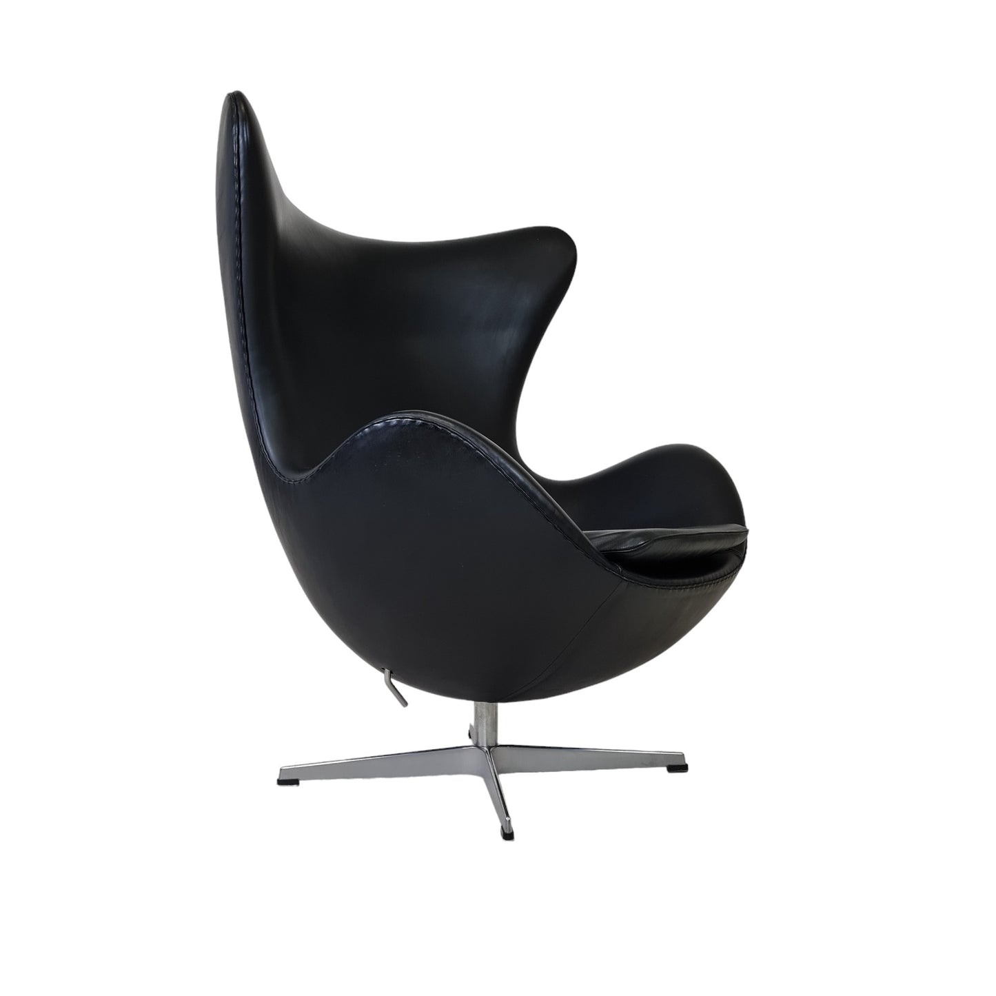 Armchair model 3316 "Egg", Arne Jacobsen, Fritz Hansen