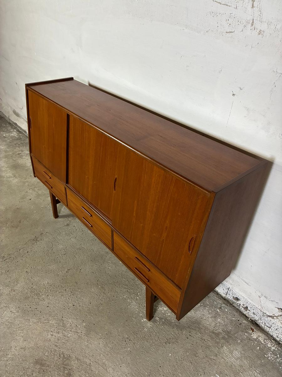 Teak highboard 180x116x47