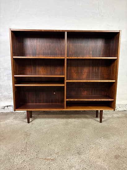 Rosewood bookcase 144x130x28