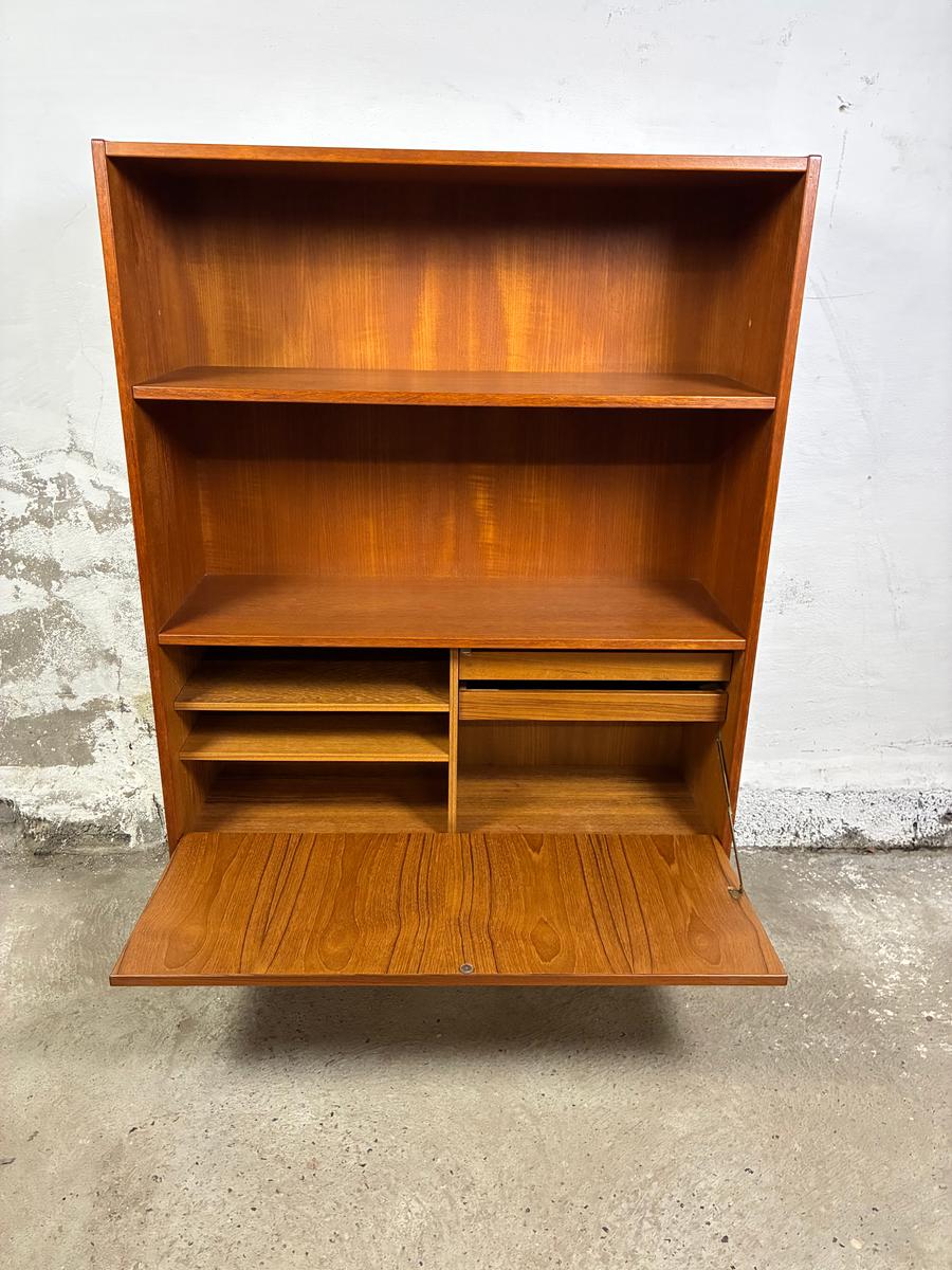Teak bookcase 90x125x30
