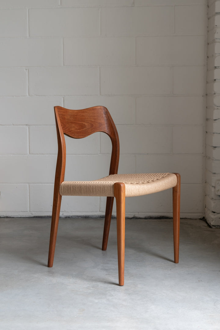 N.O Møller model 71, teak