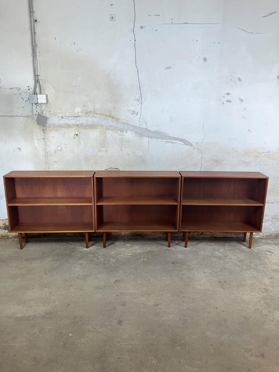 Low teak bookcases 84x90x25