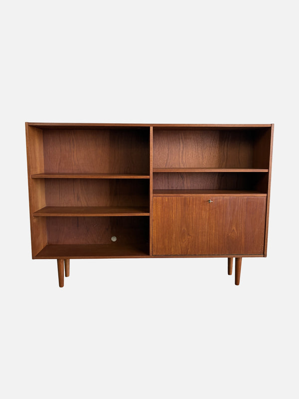Teak bookcase 150x105x28