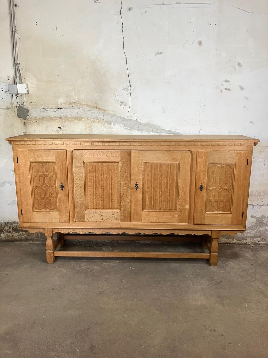 Solid oak highboard 207x116x48