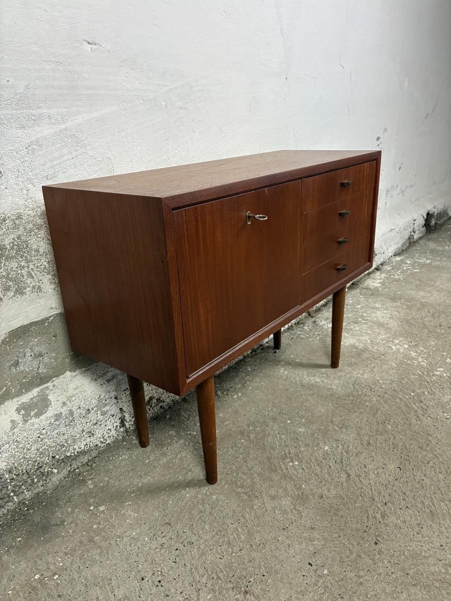 Small teak sideboard 75x57x28