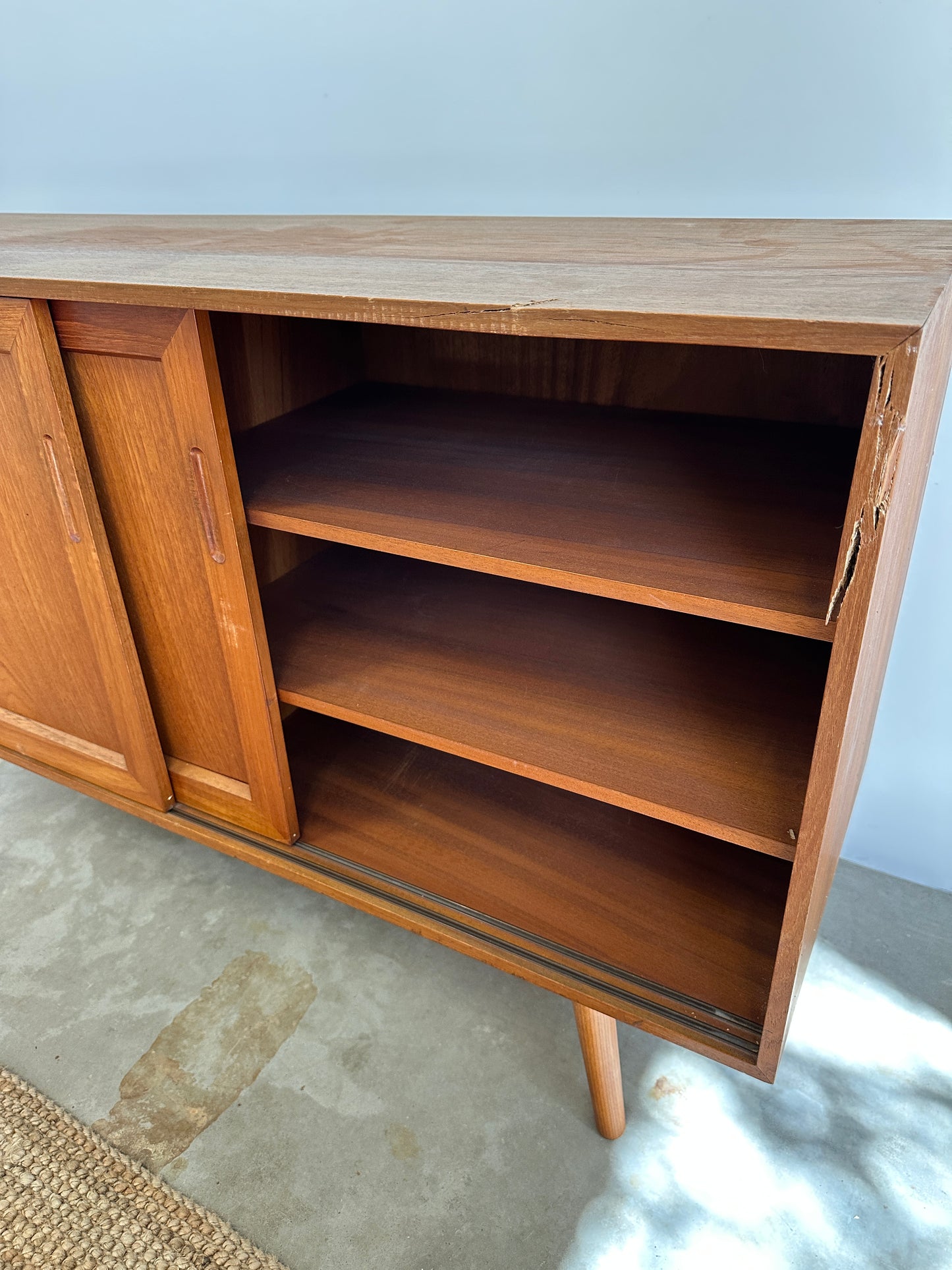 Small sideboard (damaged)