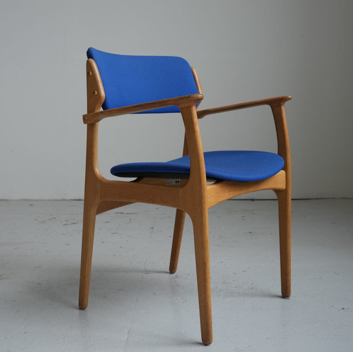 Erik Buch Model OD 50 - Oak