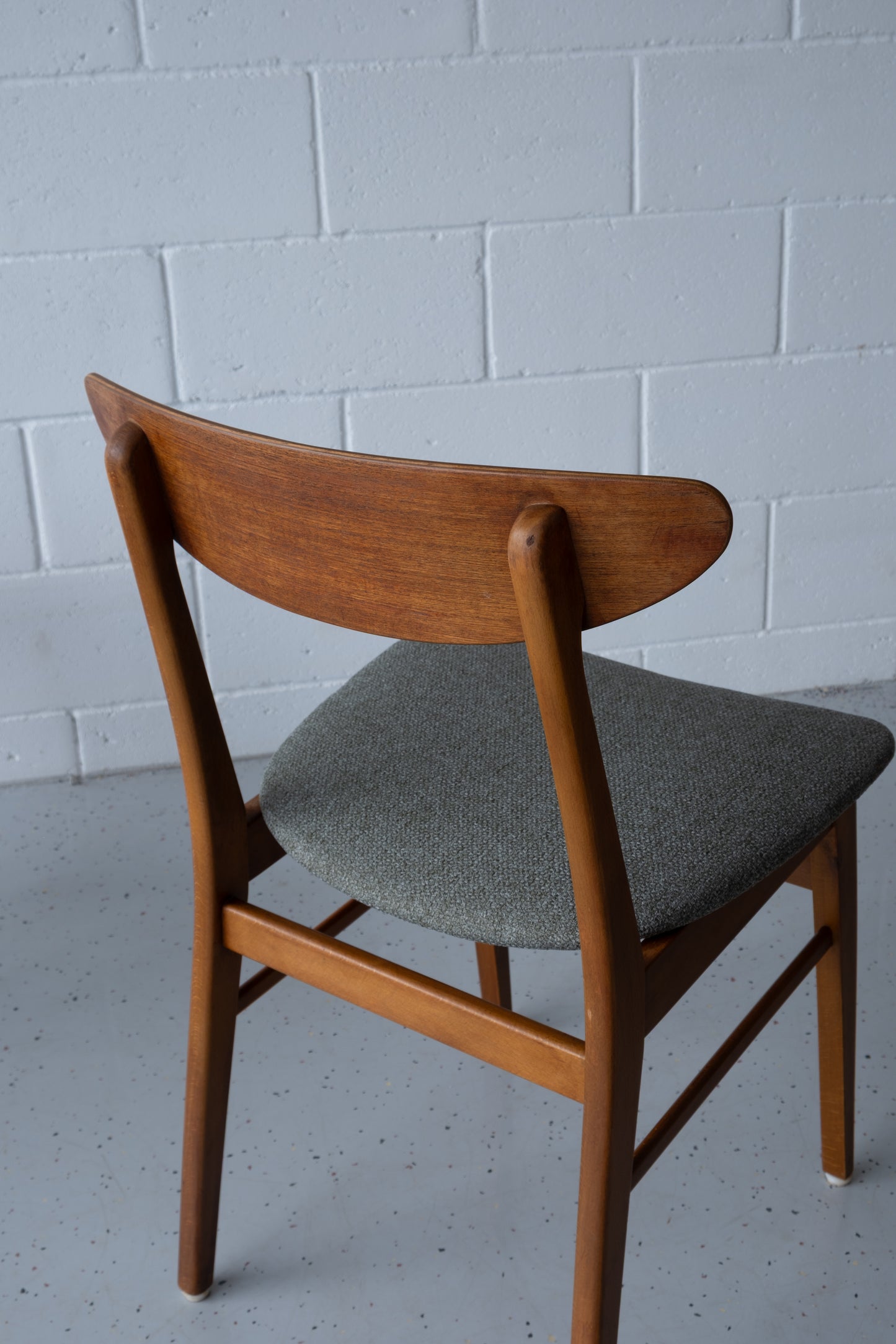 Farstrup no.210 chairs, Thomas Harlev 1950s
