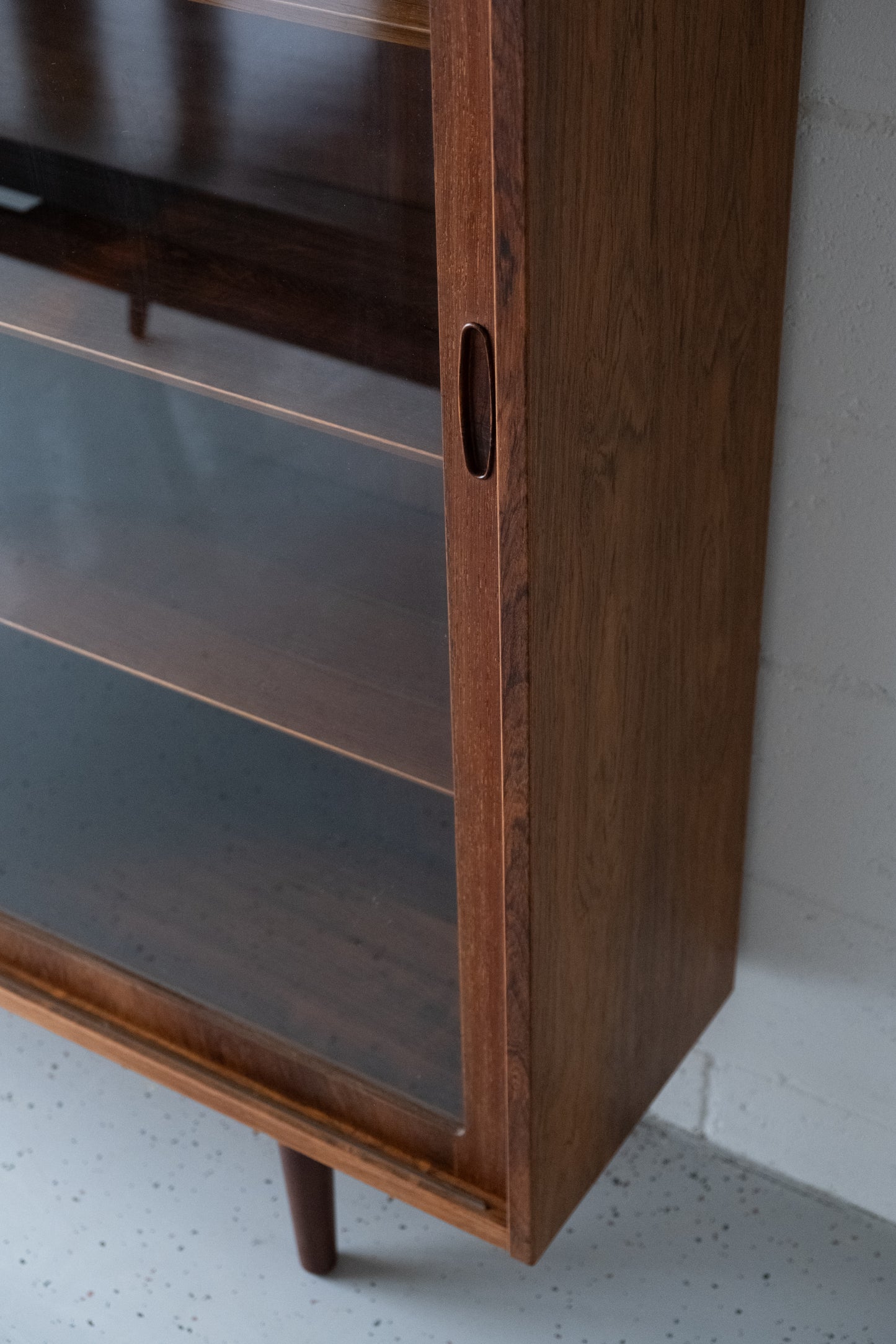 Poul Hundevad vitrine, rosewood