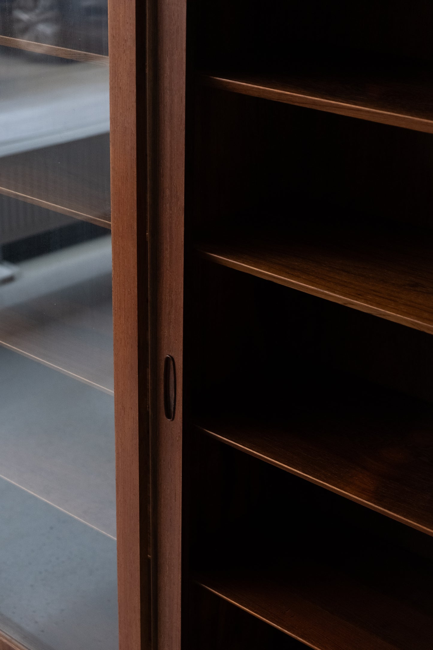 Poul Hundevad vitrine, rosewood