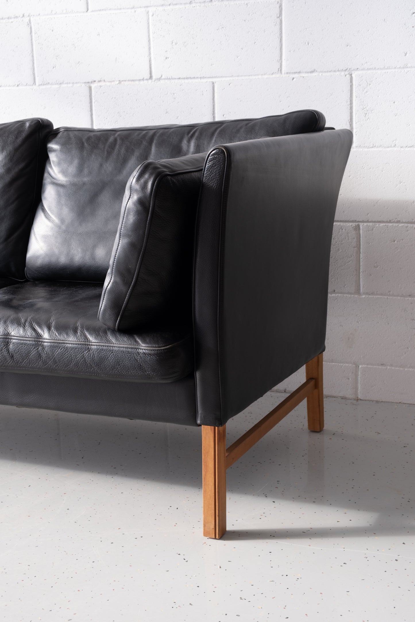 Takashi Okamura & Erik Marquardsen, Skippers Furniture