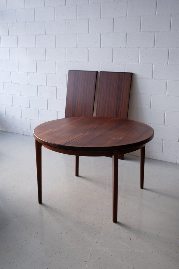 Henry Kjærnulf palisander dining table