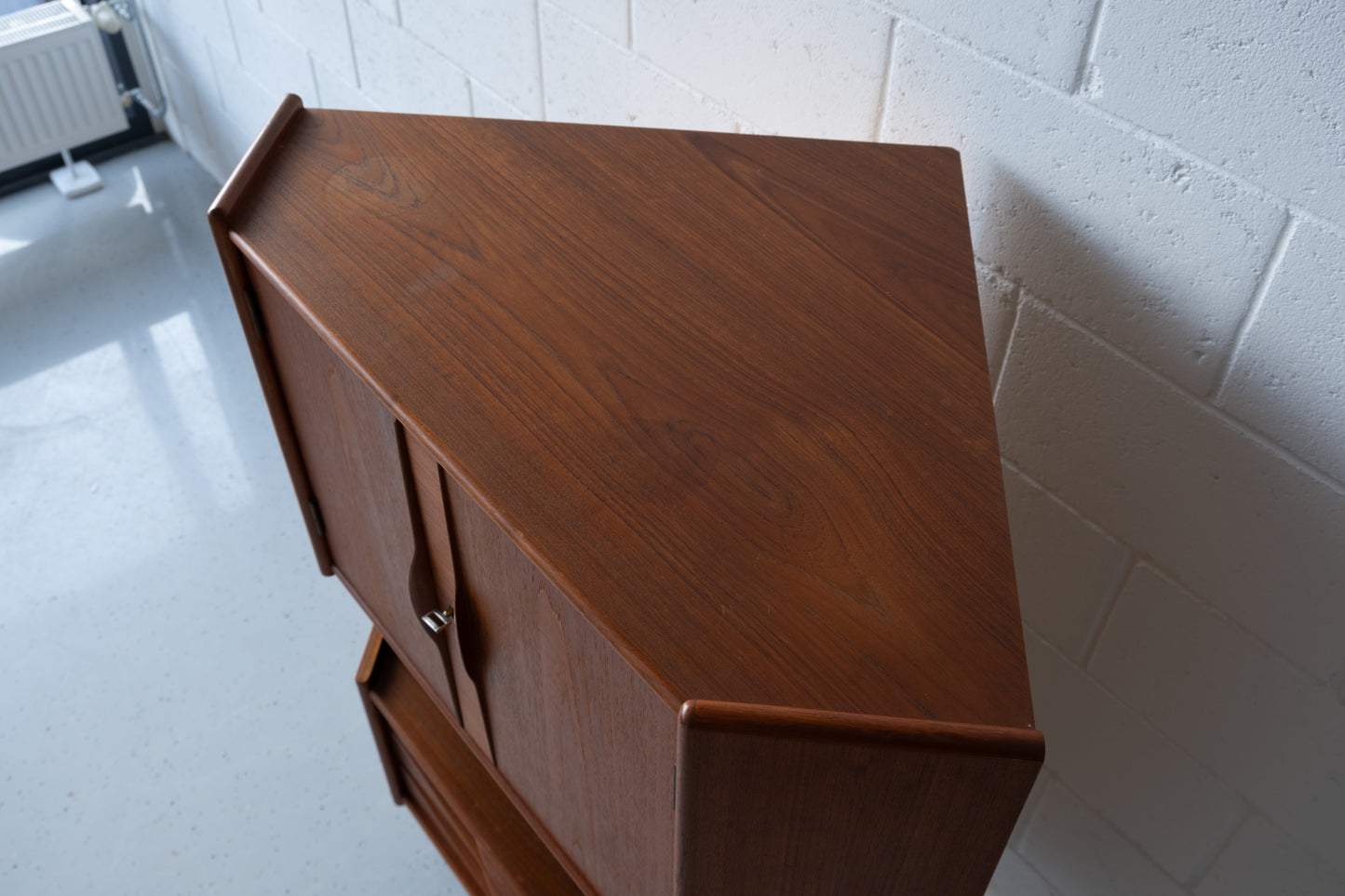 Teak corner cabinet with bar