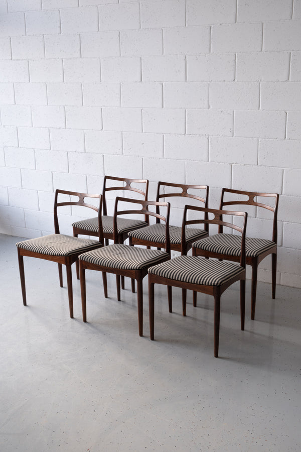 Set of 6 Rosewood Johannes Andersen Chairs