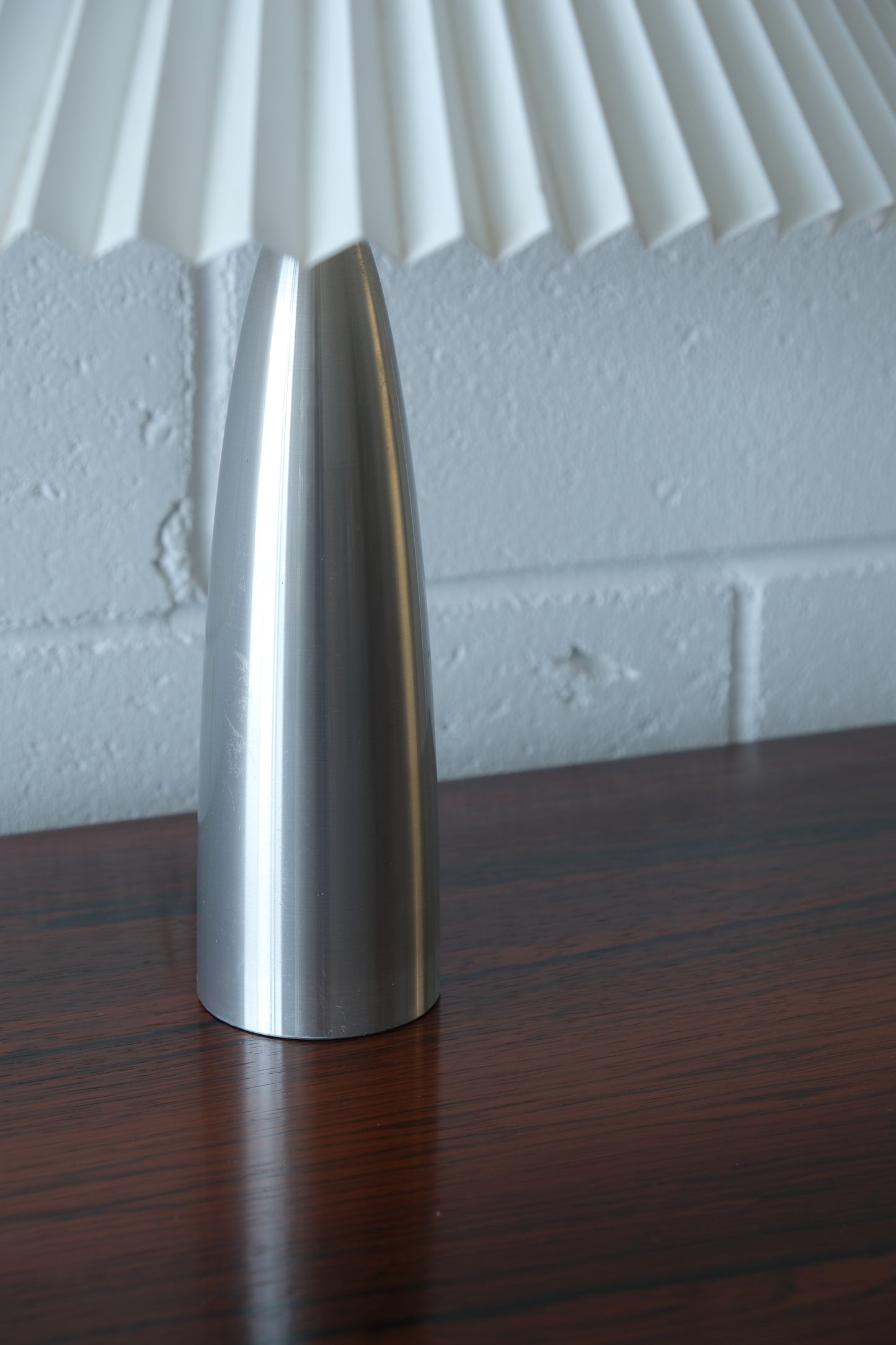 Le Klint 378 table lamp