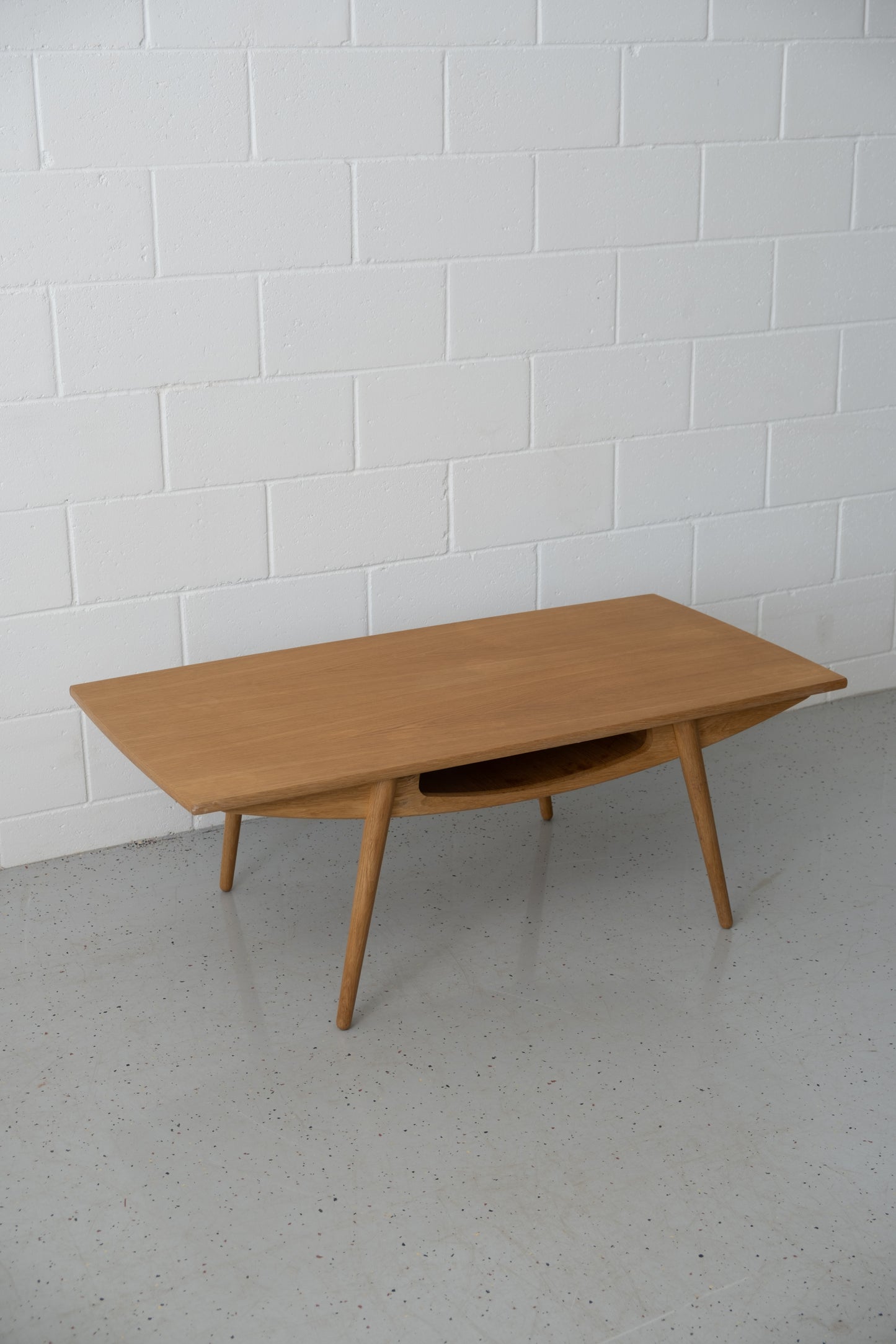 Andreas Hansen AH16L oak coffee table